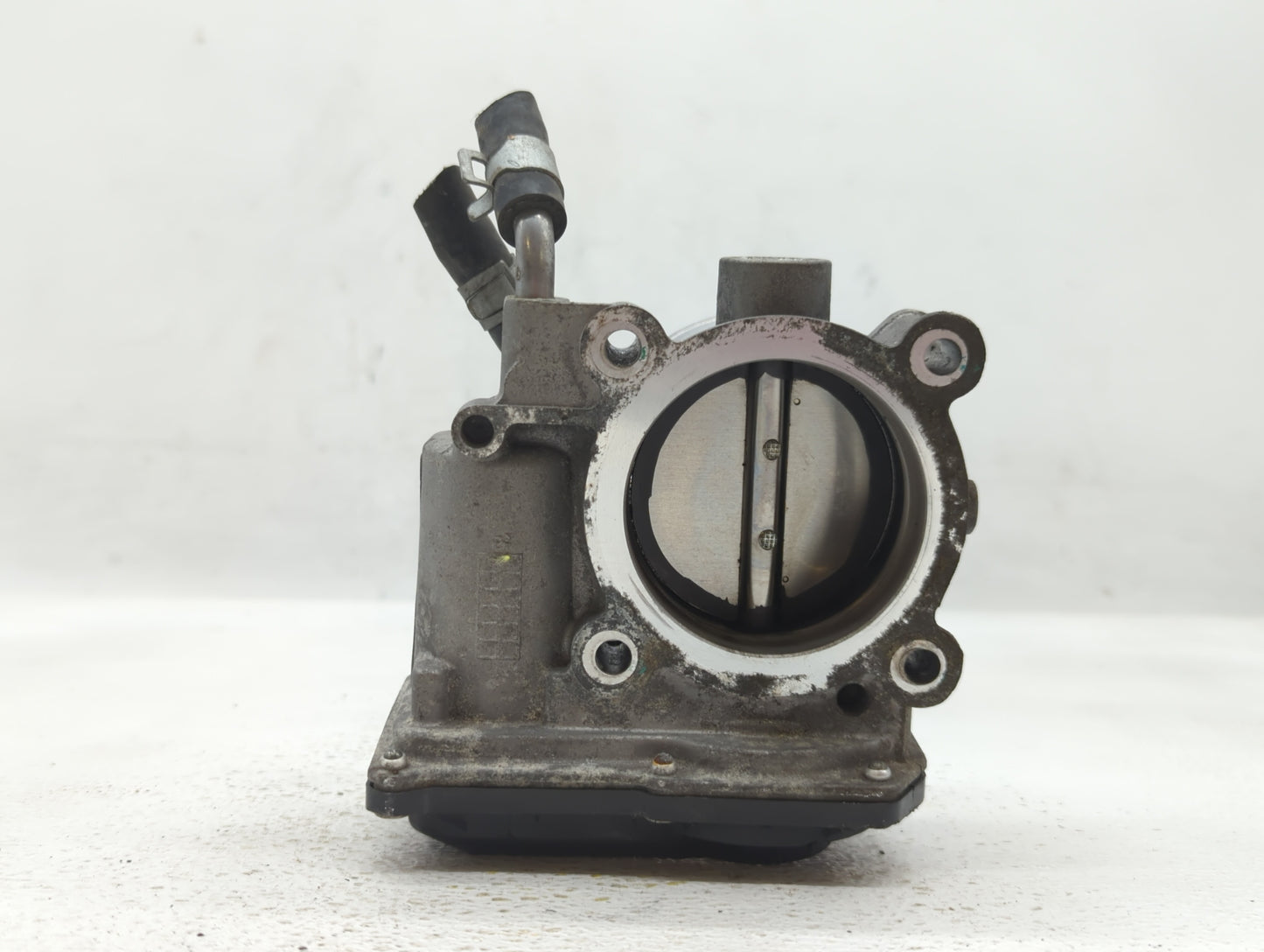 2011-2020 Hyundai Elantra Throttle Body P/N:35100-2E000 Fits Fits 2011 2012 2013 2014 2015 2016 2017 2018 2019 2020 2021 OEM