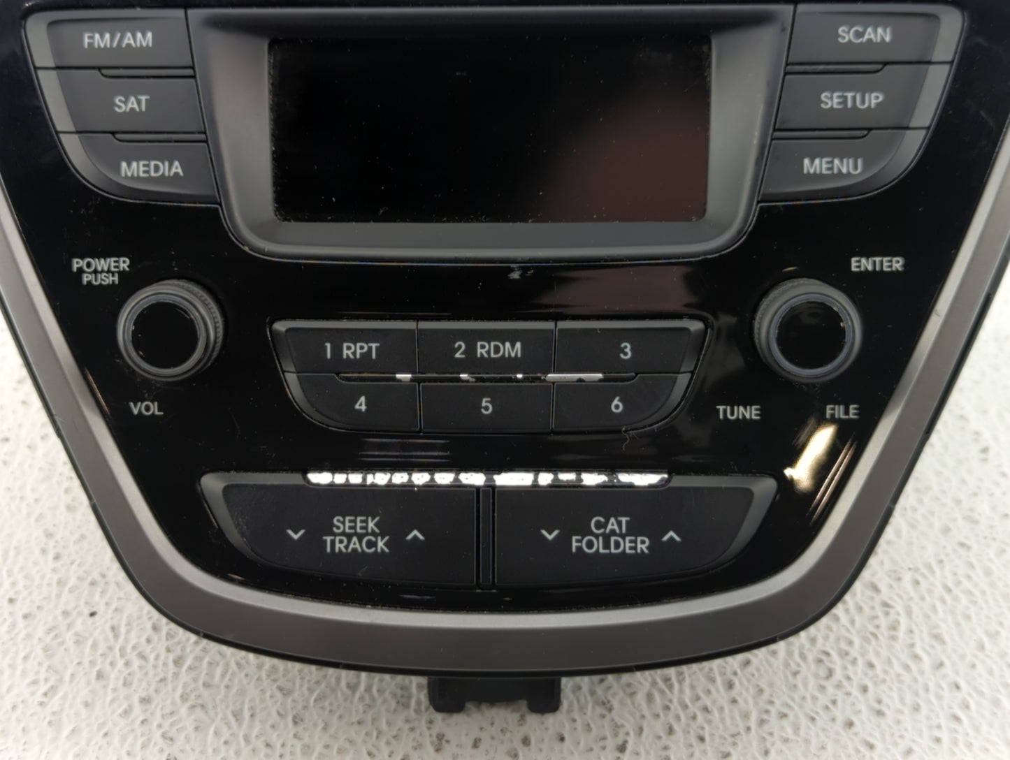 2014-2016 Hyundai Elantra Am Fm Cd Player Radio Receiver - Oemusedautoparts1.com