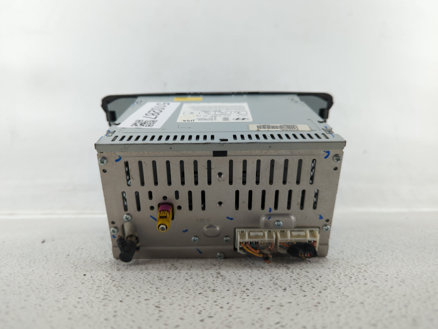 2014-2016 Hyundai Elantra Am Fm Cd Player Radio Receiver - Oemusedautoparts1.com