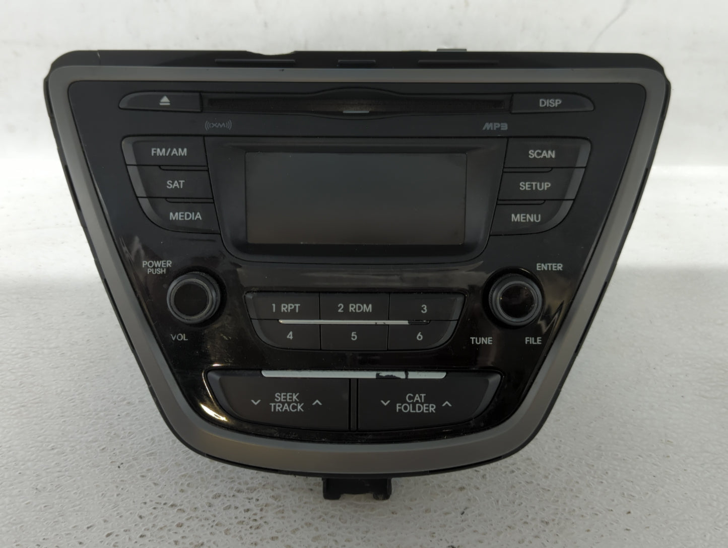 2014-2016 Hyundai Elantra Am Fm Cd Player Radio Receiver - Oemusedautoparts1.com