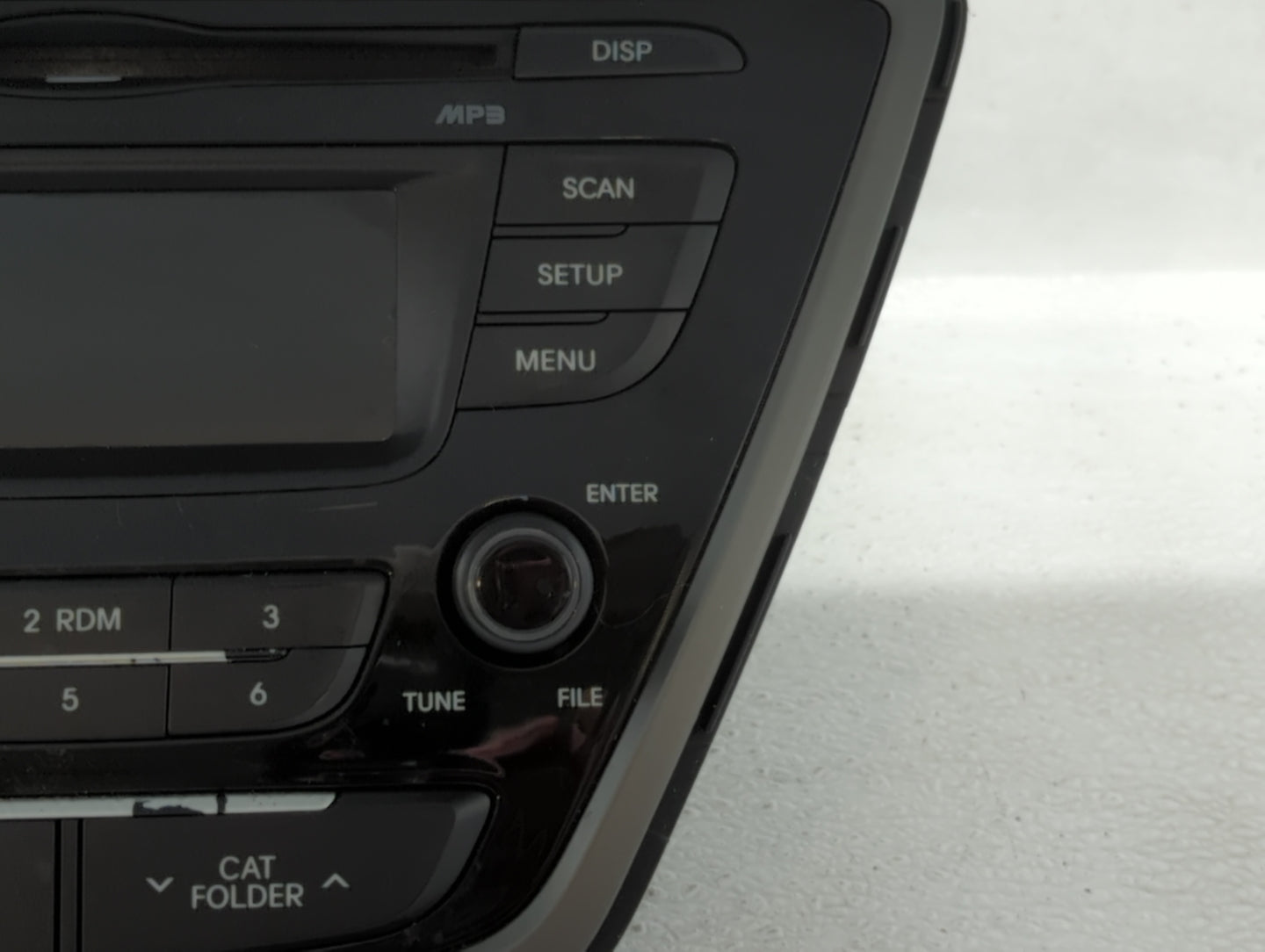 2014-2016 Hyundai Elantra Am Fm Cd Player Radio Receiver - Oemusedautoparts1.com