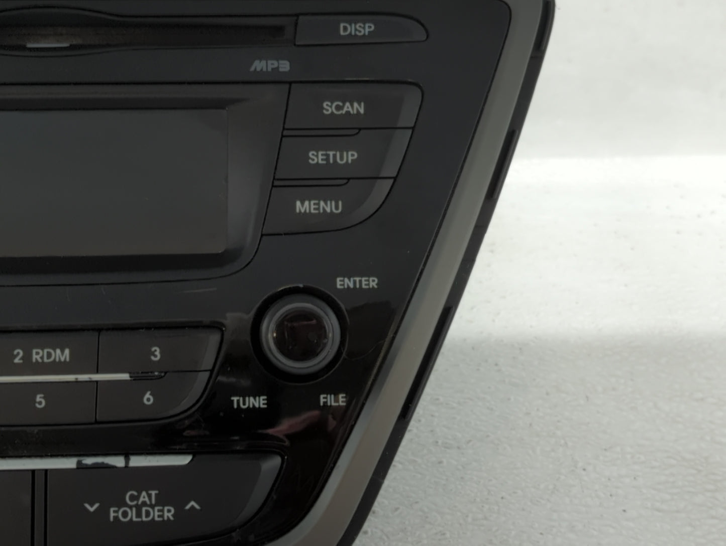 2014-2016 Hyundai Elantra Am Fm Cd Player Radio Receiver - Oemusedautoparts1.com