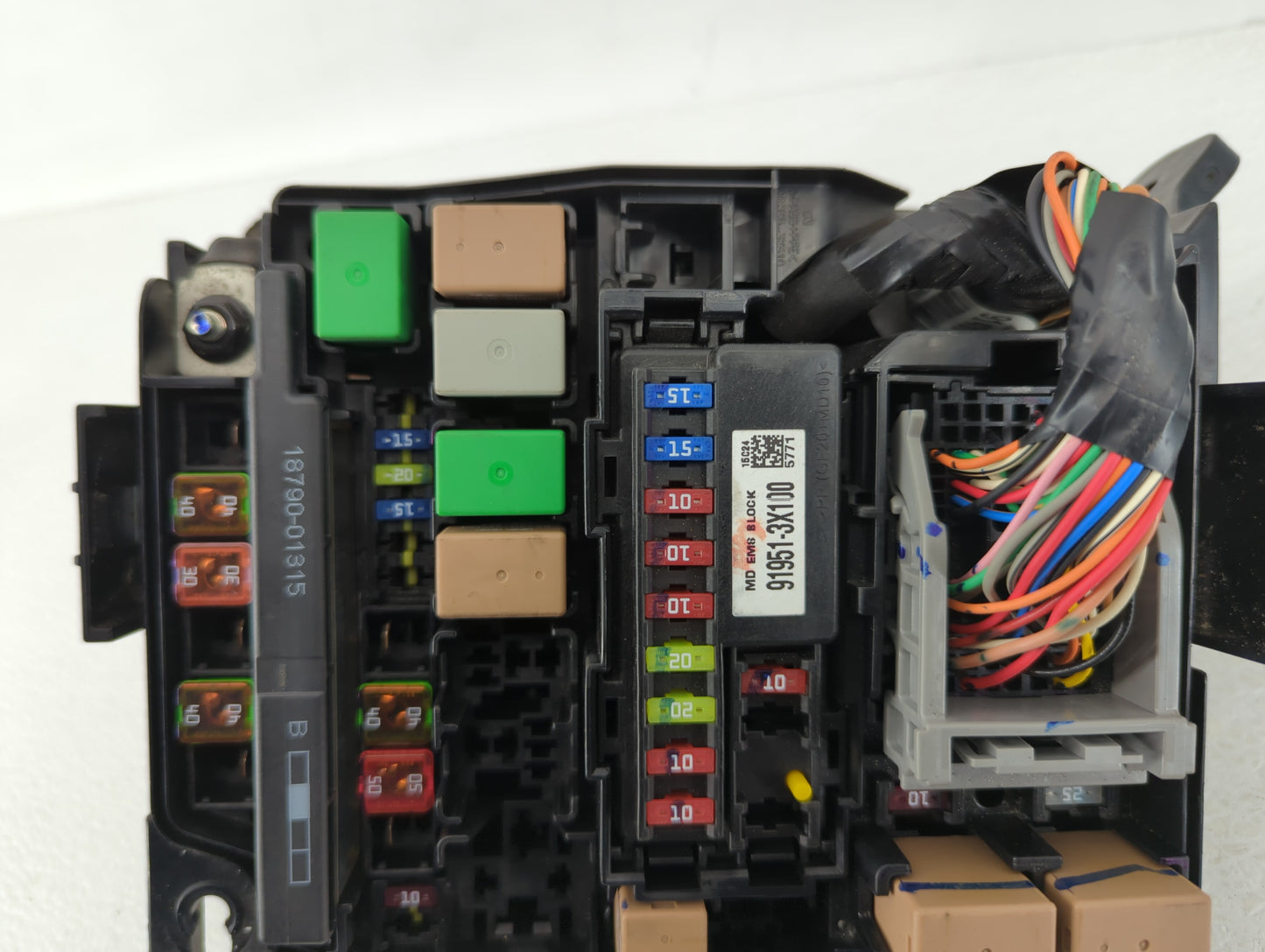 2014-2016 Hyundai Elantra Fusebox Fuse Box Panel Relay Module P/N:91951-3X710 912013Y060, 91951-3X100 Fits Fits 2014 2015 20
