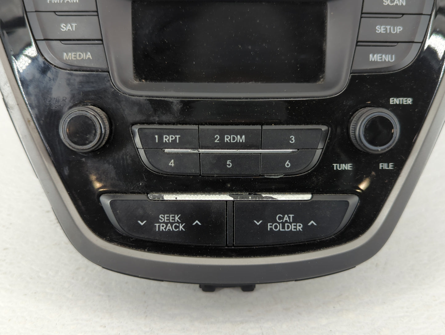 2014-2016 Hyundai Elantra Am Fm Cd Player Radio Receiver - Oemusedautoparts1.com