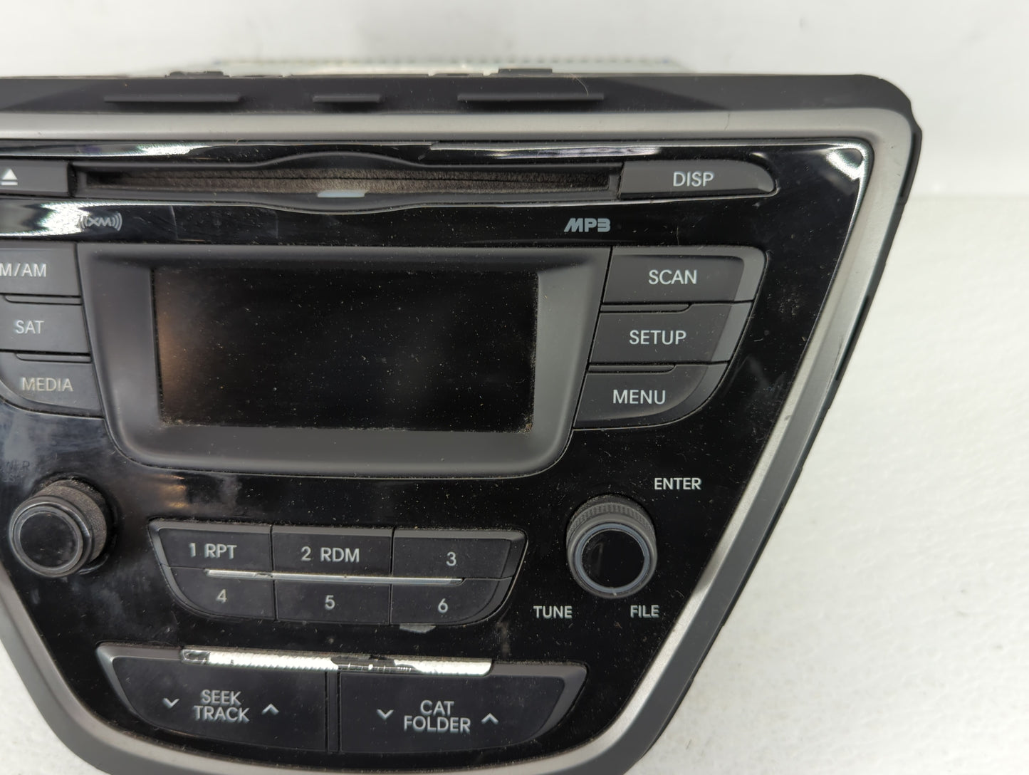 2014-2016 Hyundai Elantra Am Fm Cd Player Radio Receiver - Oemusedautoparts1.com