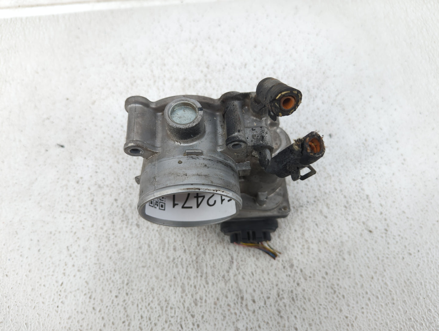 2011-2020 Hyundai Elantra Throttle Body P/N:35100-2E000 Fits Fits 2011 2012 2013 2014 2015 2016 2017 2018 2019 2020 2021 OEM