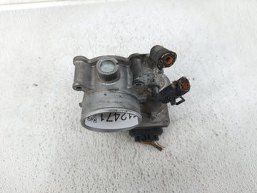 2011-2020 Hyundai Elantra Throttle Body P/N:35100-2E000 Fits Fits 2011 2012 2013 2014 2015 2016 2017 2018 2019 2020 2021 OEM Used Auto Parts