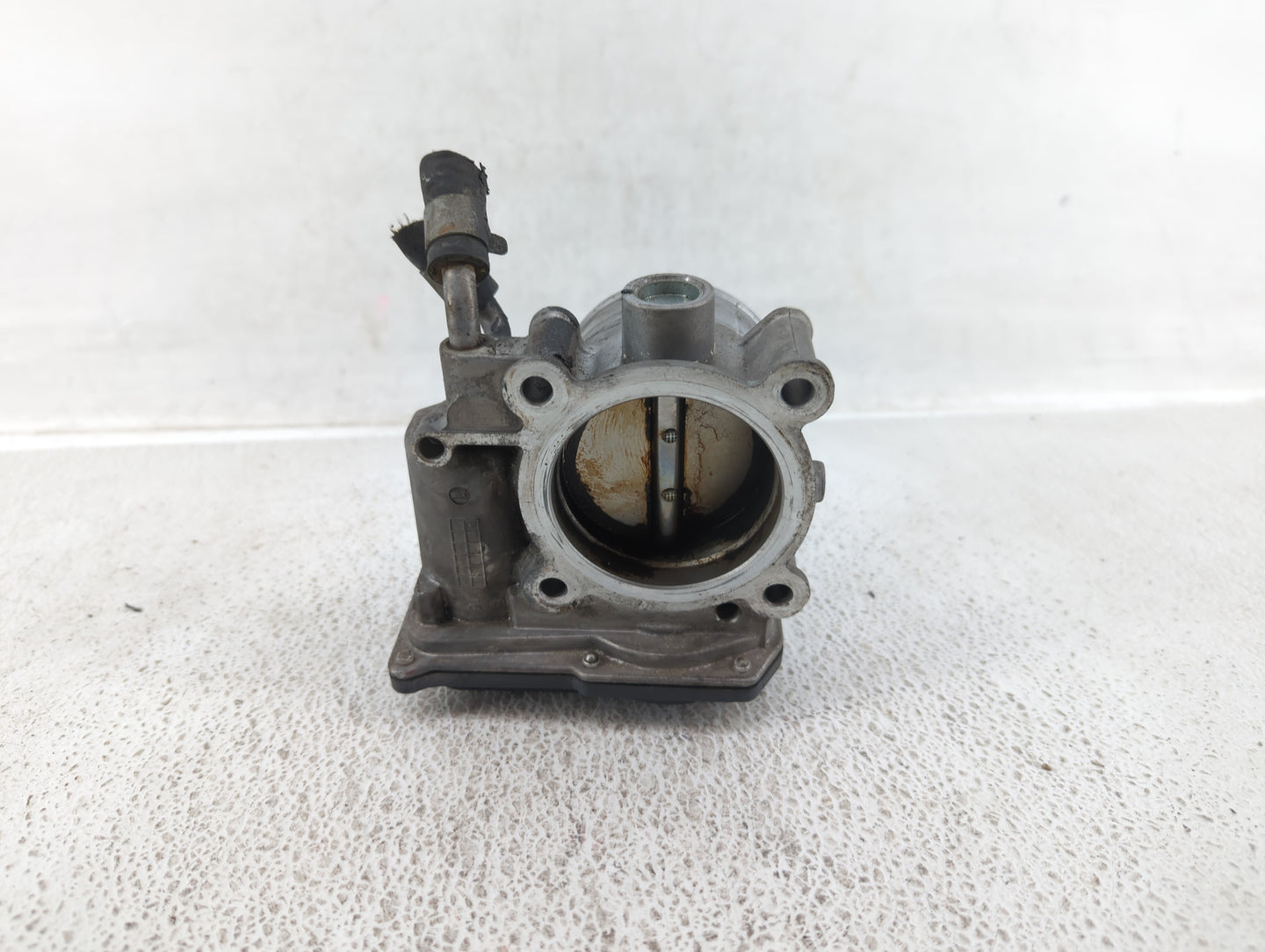 2011-2020 Hyundai Elantra Throttle Body P/N:35100-2E000 Fits Fits 2011 2012 2013 2014 2015 2016 2017 2018 2019 2020 2021 OEM