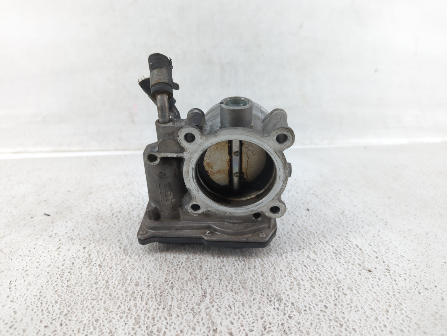 2011-2020 Hyundai Elantra Throttle Body P/N:35100-2E000 Fits Fits 2011 2012 2013 2014 2015 2016 2017 2018 2019 2020 2021 OEM