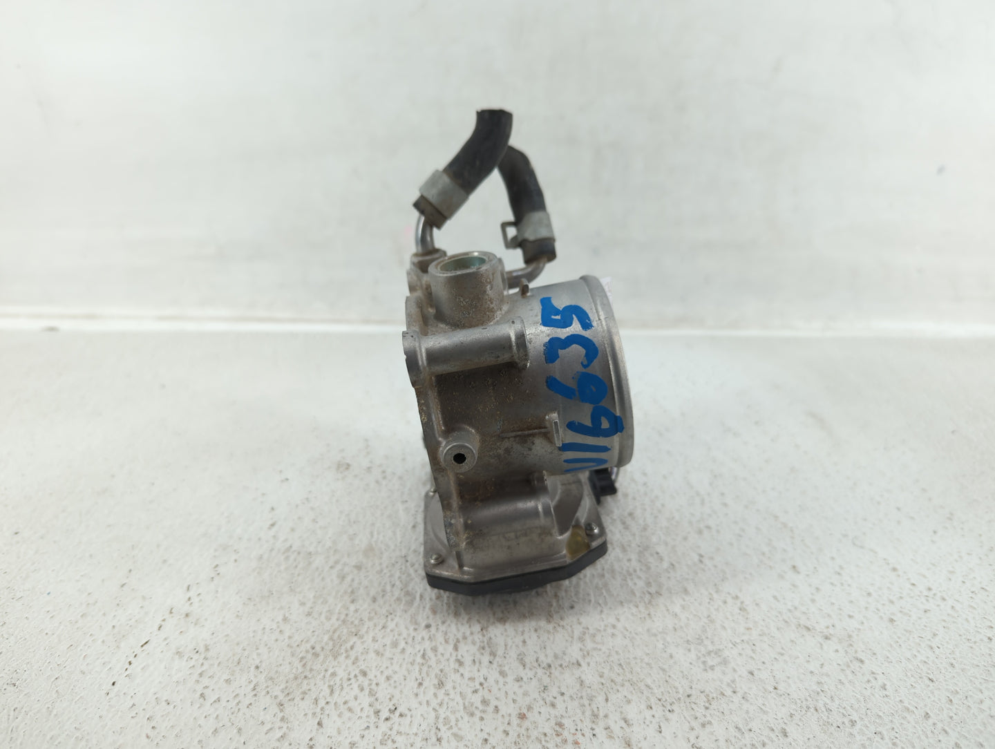 2011-2020 Hyundai Elantra Throttle Body P/N:35100-2E000 Fits Fits 2011 2012 2013 2014 2015 2016 2017 2018 2019 2020 2021 OEM
