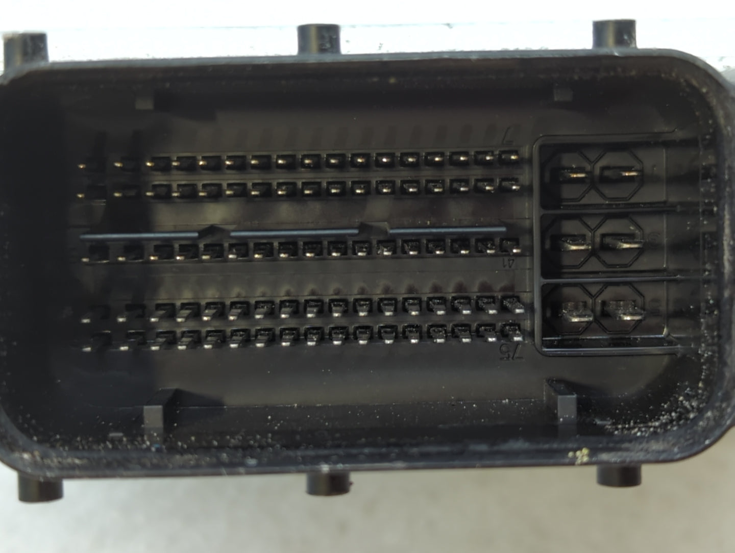 2014-2016 Hyundai Elantra PCM Engine Control Computer ECU ECM PCU OEM P/N:39103-2EMB6 39102-2EMB6 Fits Fits 2014 2015 2016 O