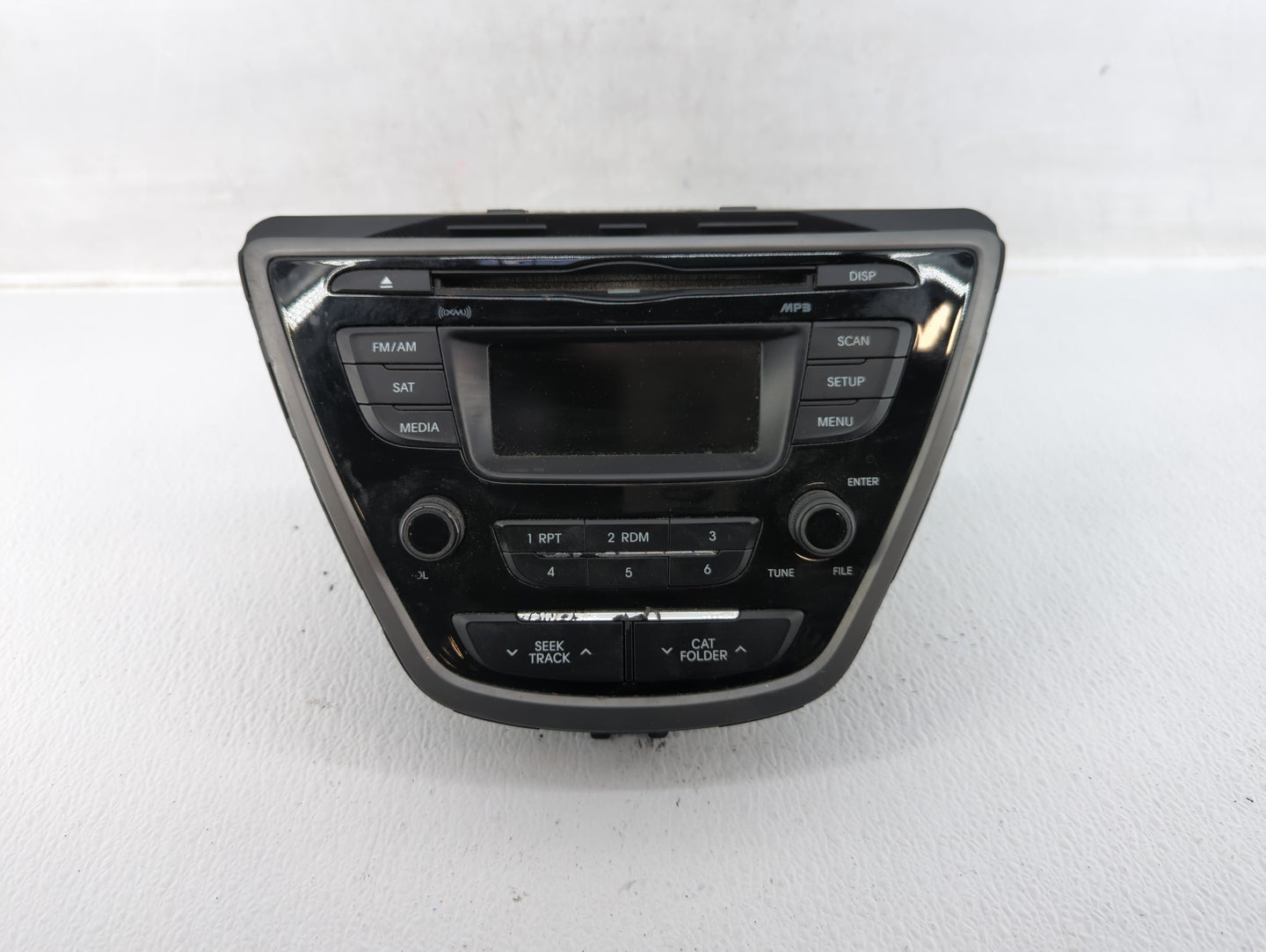 2014-2016 Hyundai Elantra Am Fm Cd Player Radio Receiver - Oemusedautoparts1.com