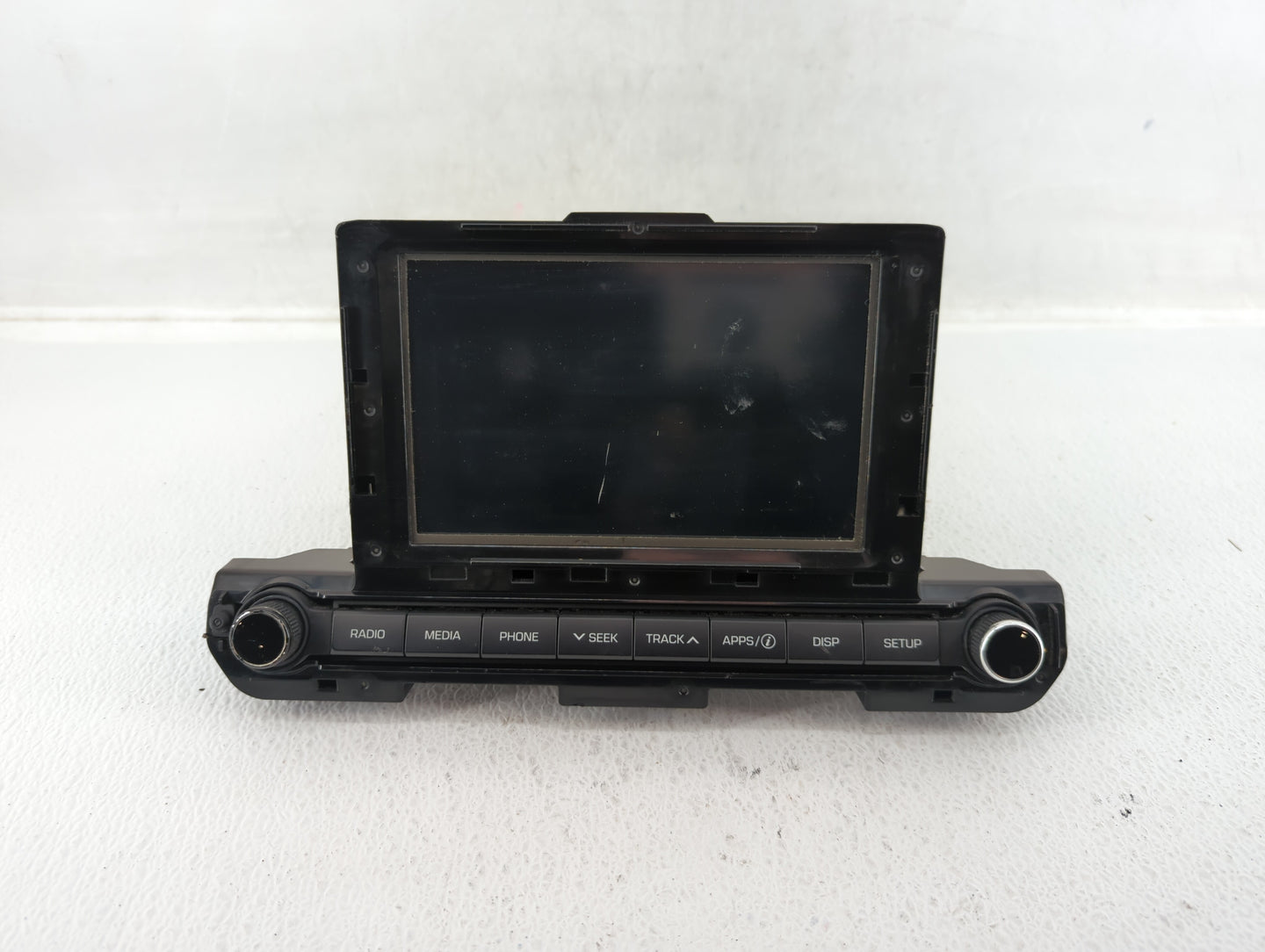 2017-2018 Hyundai Elantra Am Fm Cd Player Radio Receiver - Oemusedautoparts1.com