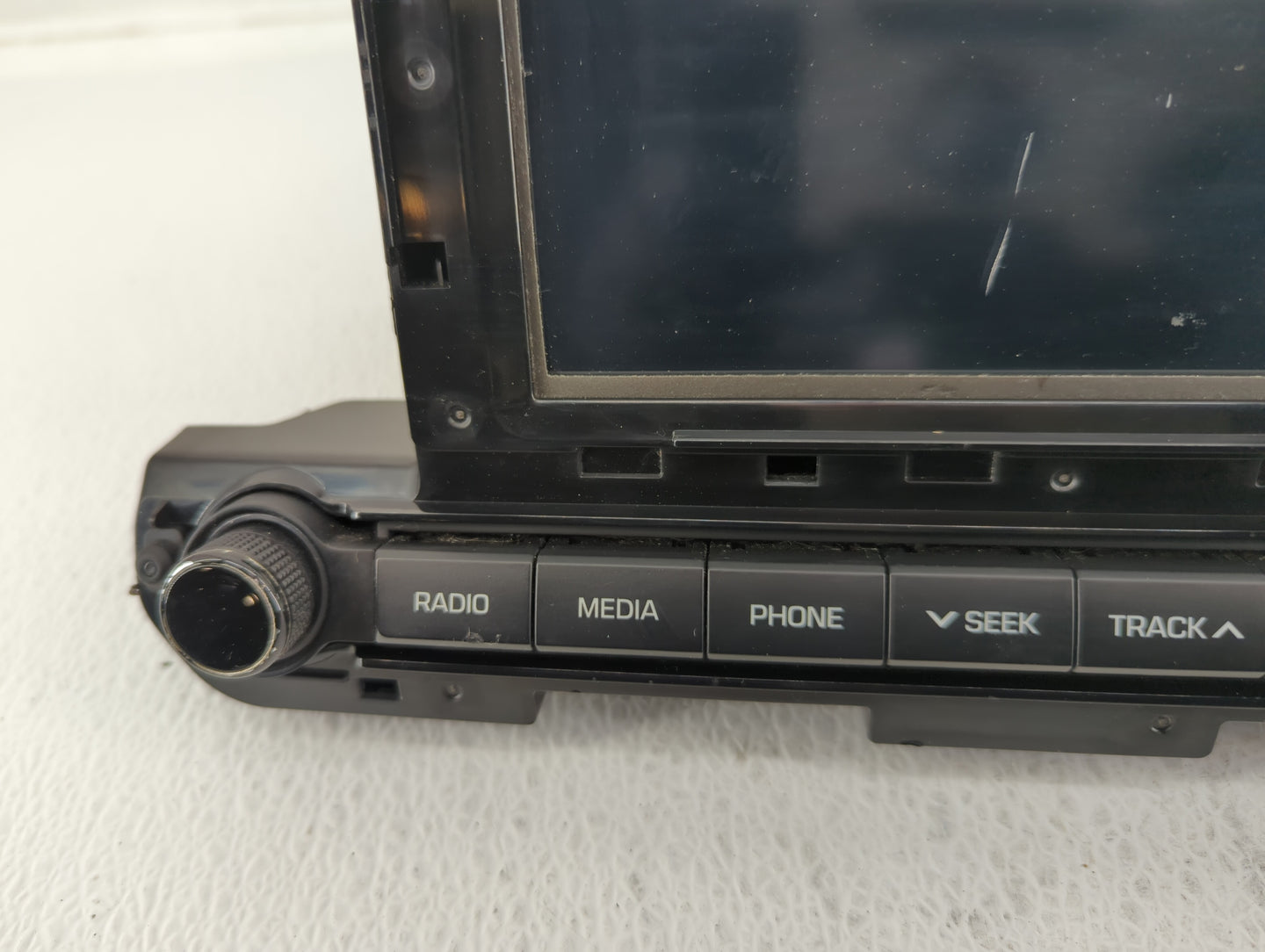 2017-2018 Hyundai Elantra Am Fm Cd Player Radio Receiver - Oemusedautoparts1.com