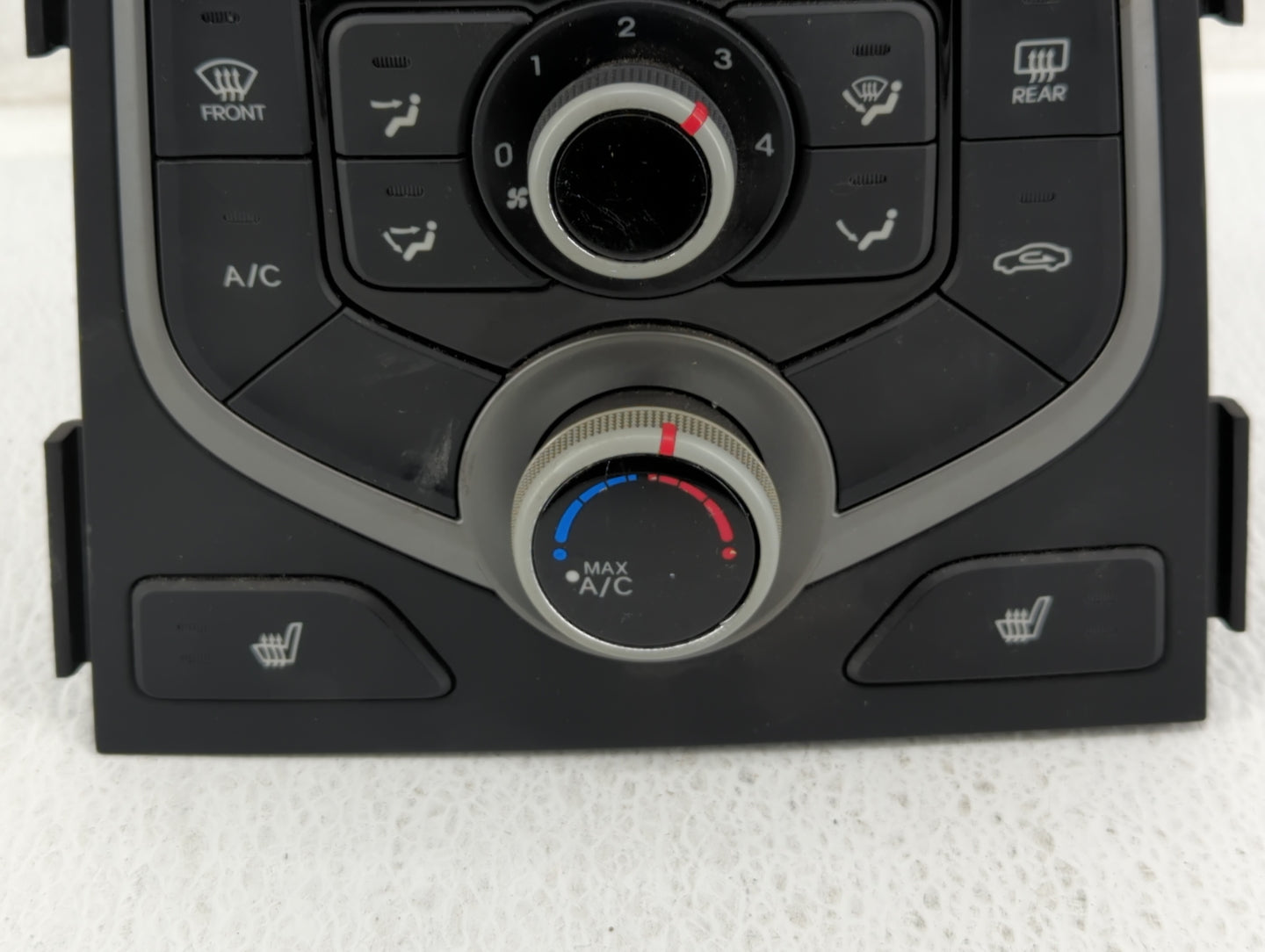 2014-2016 Hyundai Elantra Climate Control Module Temperature AC/Heater Replacement P/N:97250-3XCD1 Fits Fits 2014 2015 2016 