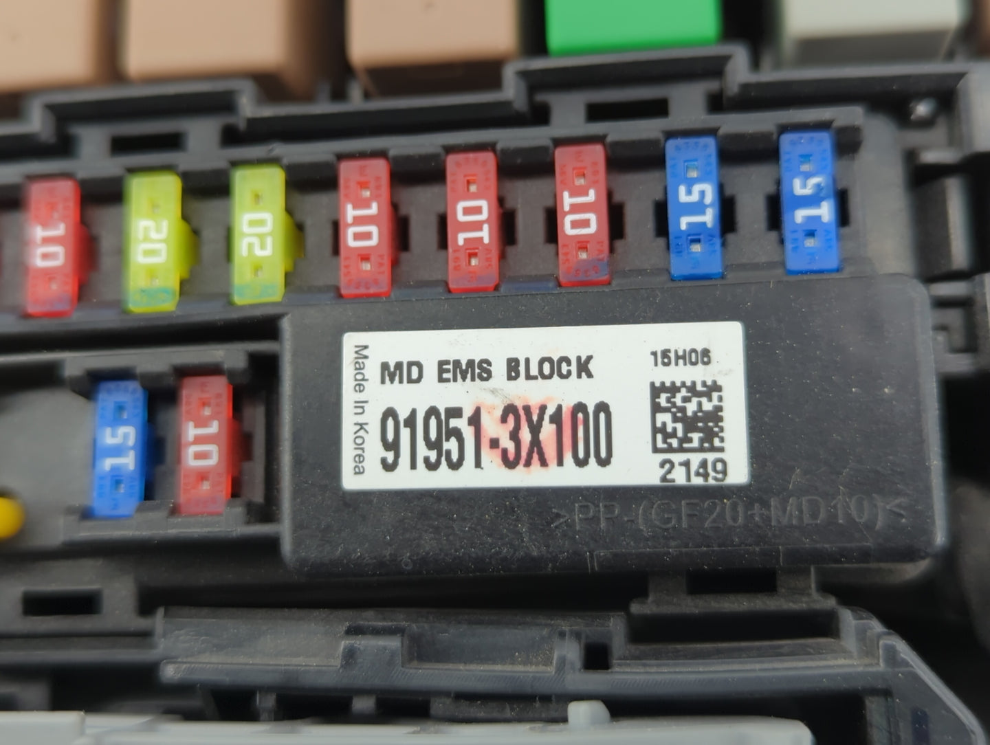 2016 Hyundai Elantra Fusebox Fuse Box Panel Relay Module P/N:91951-3X100 Fits OEM Used Auto Parts - Oemusedautoparts1.com