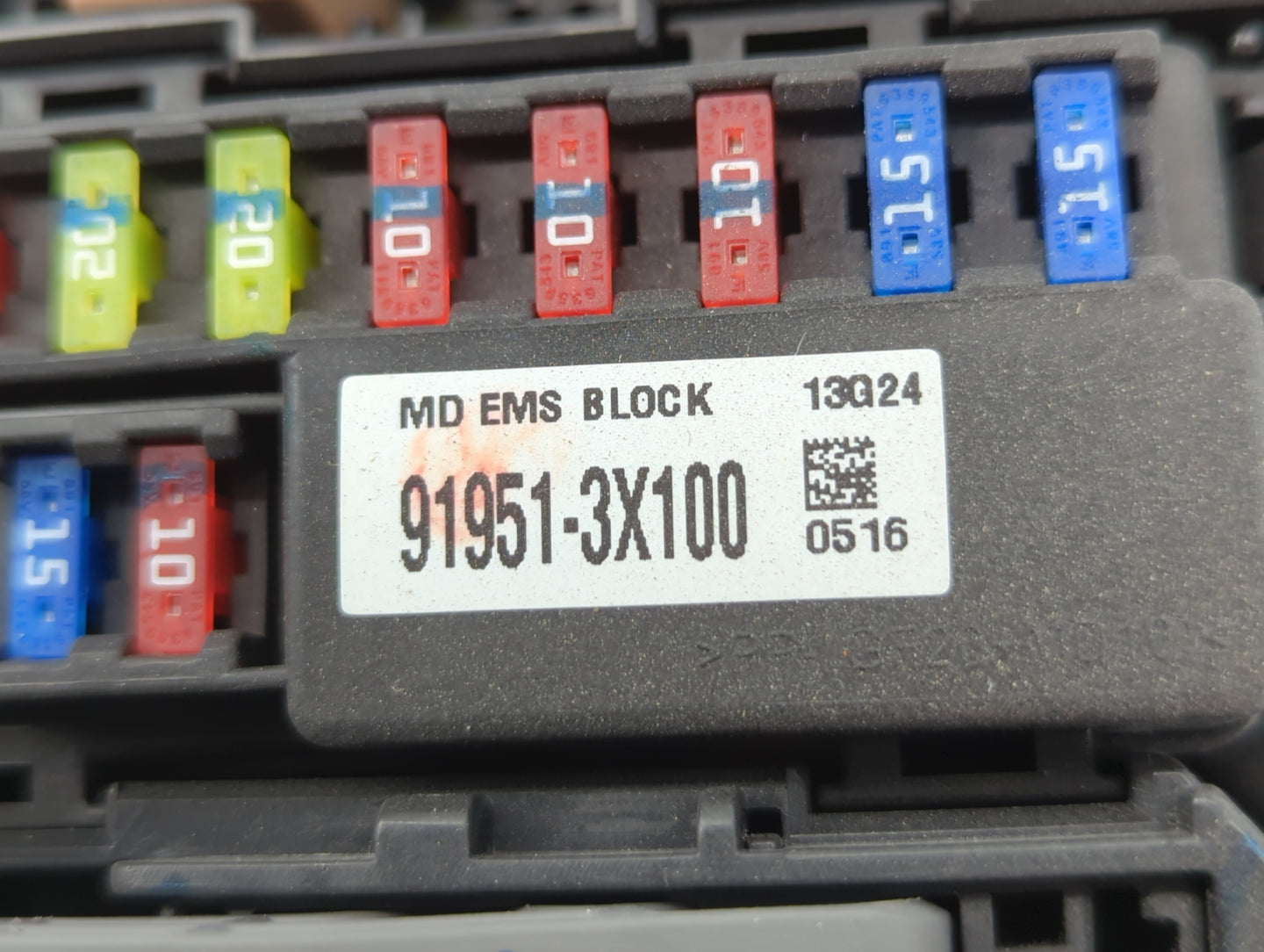 2014-2016 Hyundai Elantra Fusebox Fuse Box Panel Relay Module P/N:91951-3X710 912013Y060, 91951-3X100 Fits Fits 2014 2015 20