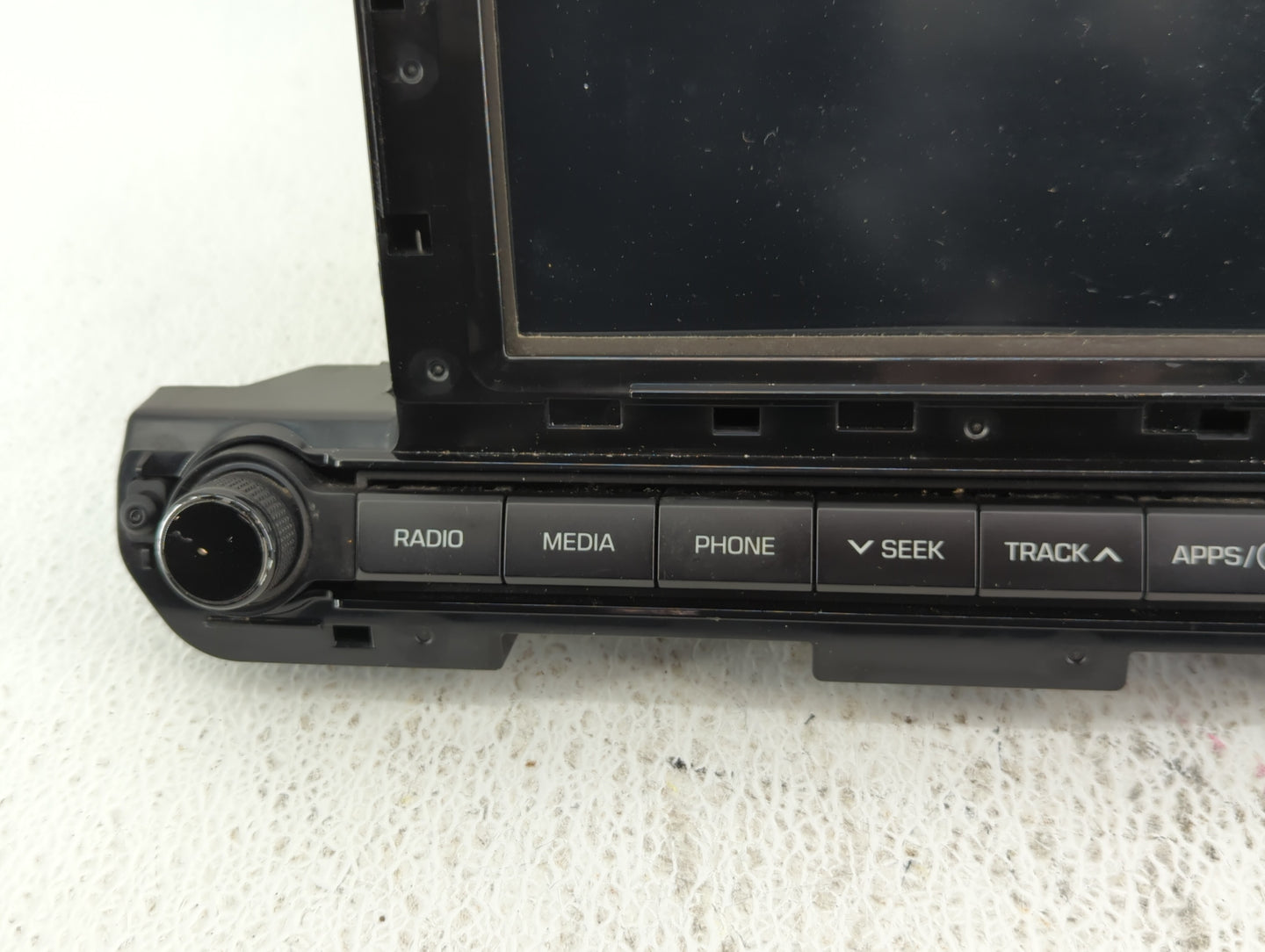 2014-2016 Hyundai Elantra Am Fm Cd Player Radio Receiver - Oemusedautoparts1.com