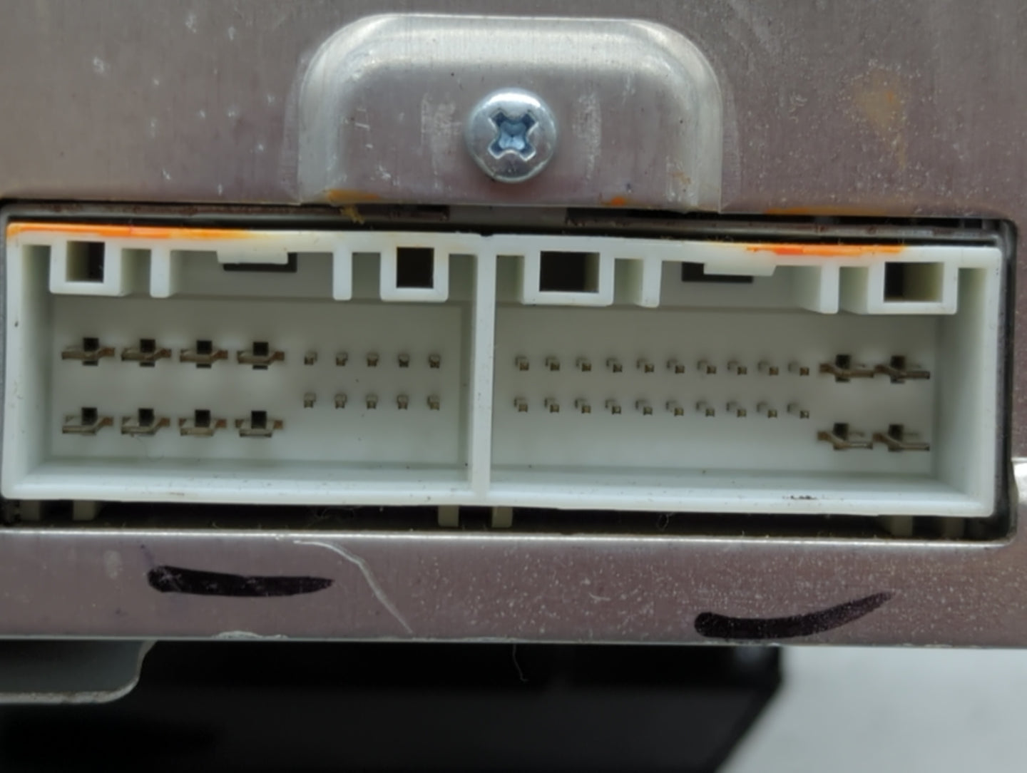 2014-2016 Hyundai Elantra Am Fm Cd Player Radio Receiver - Oemusedautoparts1.com