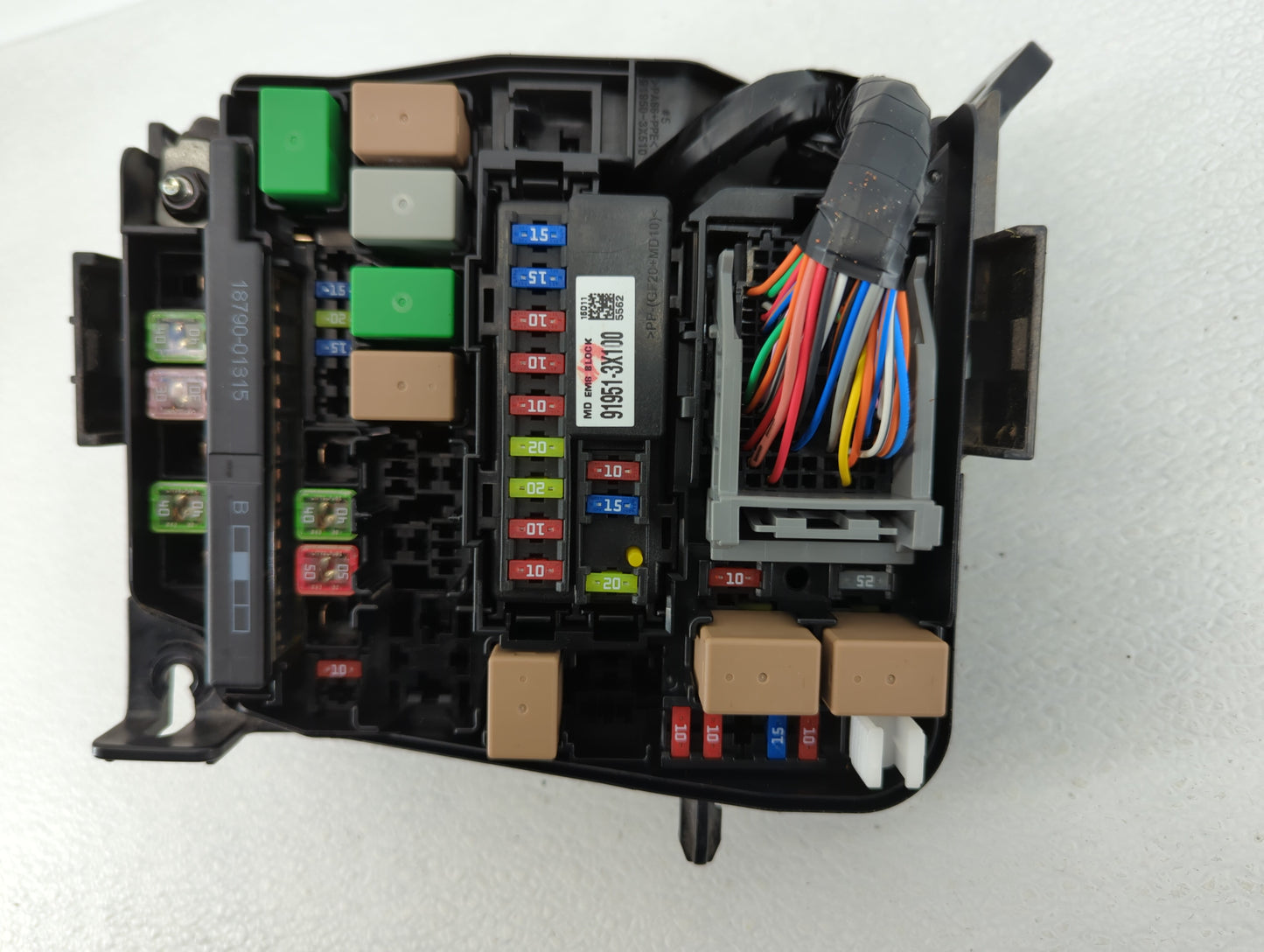 2014-2016 Hyundai Elantra Fusebox Fuse Box Panel Relay Module P/N:91265-3X080 91951-3X100 Fits Fits 2014 2015 2016 OEM Used 