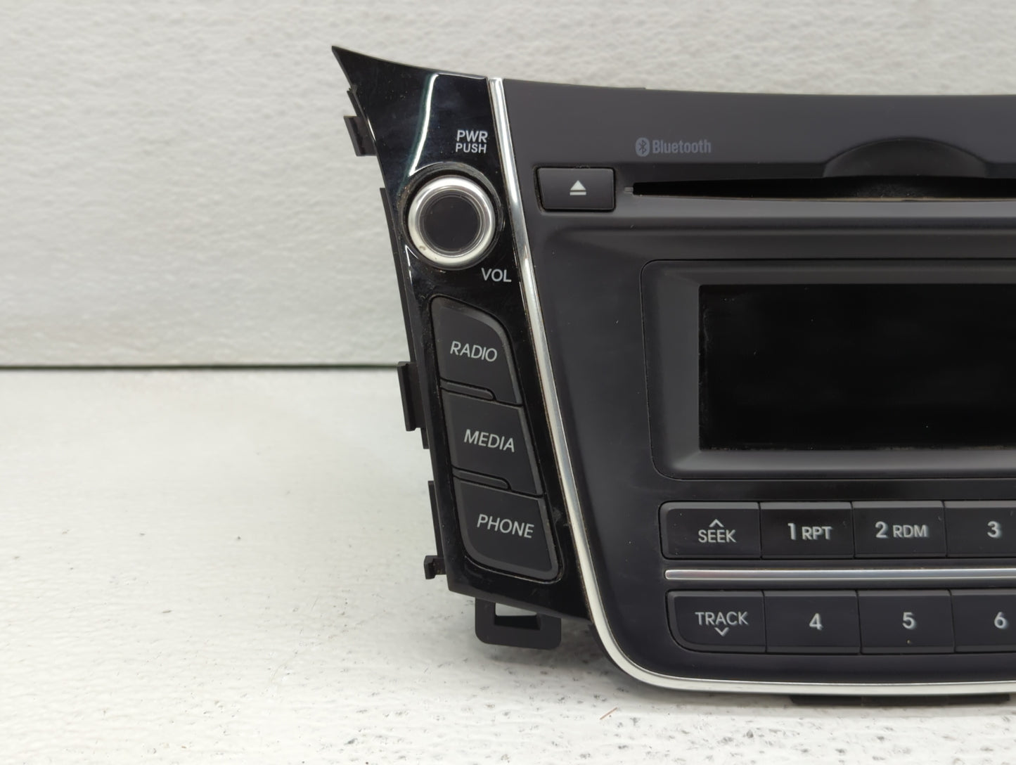 2016-2017 Hyundai Elantra Radio AM FM Cd Player Receiver Replacement P/N:96170-A5260GU Fits Fits 2016 2017 OEM Used Auto Par