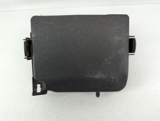 2014-2016 Hyundai Elantra Fusebox Fuse Box Panel Relay Module P/N:91951-3X710 912013Y040UA Fits Fits 2014 2015 2016 OEM Used