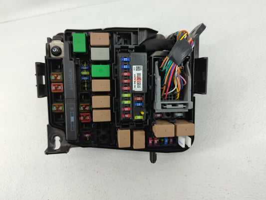 2014-2016 Hyundai Elantra Fusebox Fuse Box Panel Relay Module P/N:91951-3X710 912013Y040UA Fits Fits 2014 2015 2016 OEM Used Auto Parts