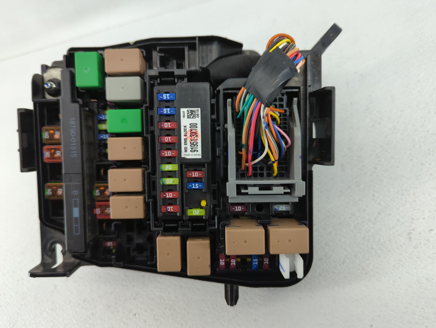2014-2016 Hyundai Elantra Fusebox Fuse Box Panel Relay Module P/N:91951-3X710 912013Y040UA Fits Fits 2014 2015 2016 OEM Used