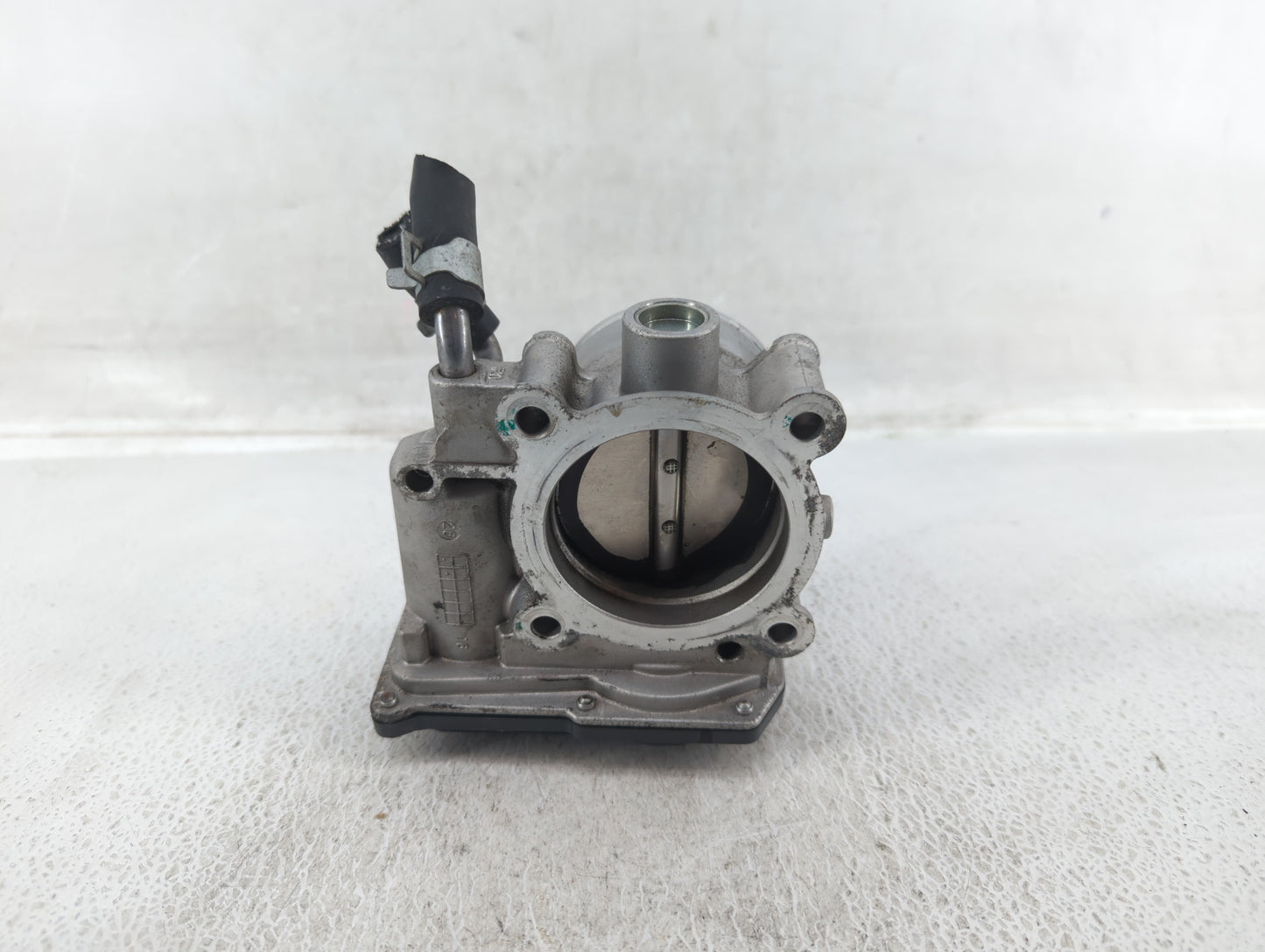 2011-2020 Hyundai Elantra Throttle Body P/N:35100-2E000 Fits Fits 2011 2012 2013 2014 2015 2016 2017 2018 2019 2020 2021 OEM