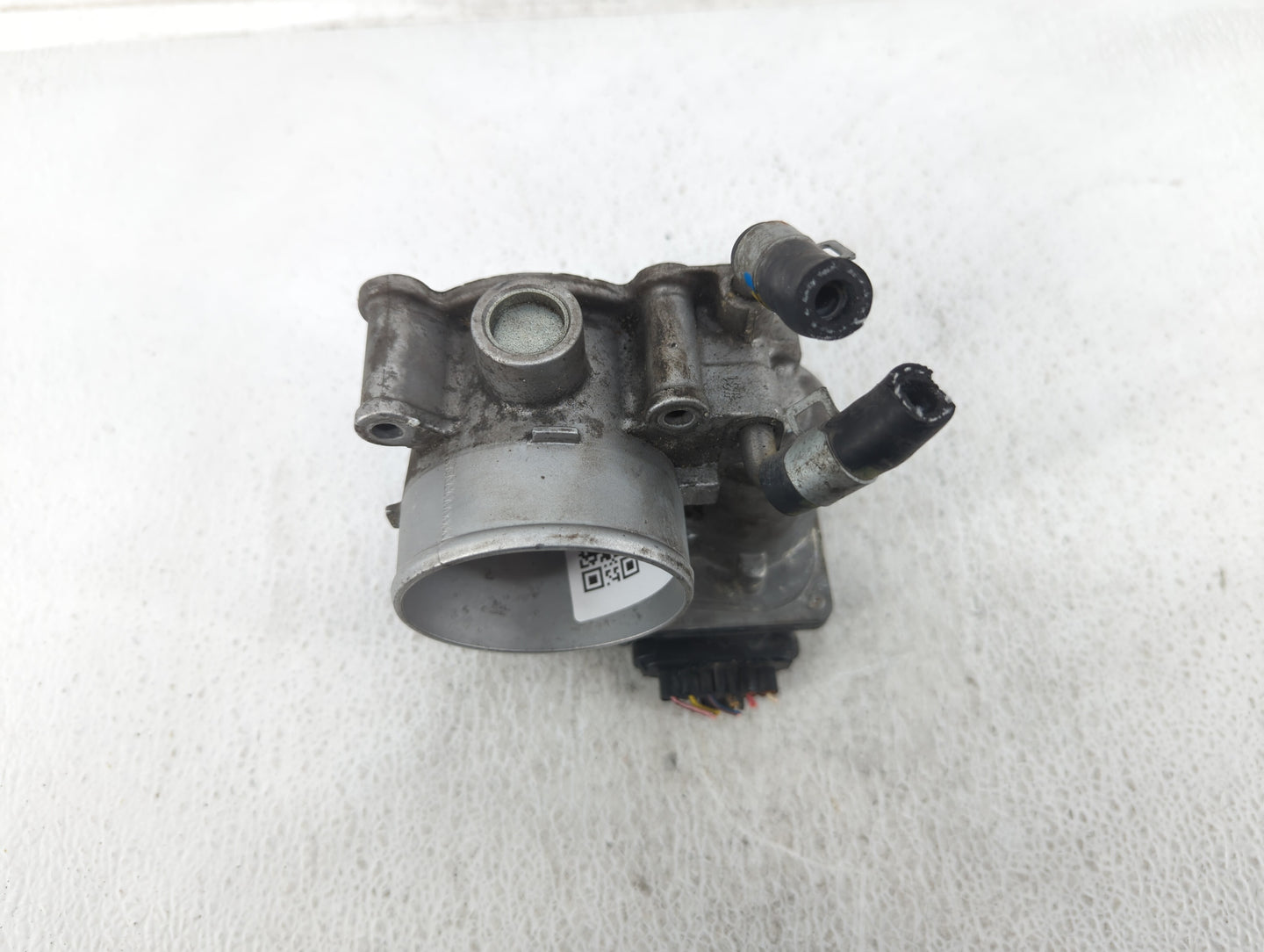 2011-2020 Hyundai Elantra Throttle Body P/N:35100-2E000 Fits Fits 2011 2012 2013 2014 2015 2016 2017 2018 2019 2020 2021 OEM