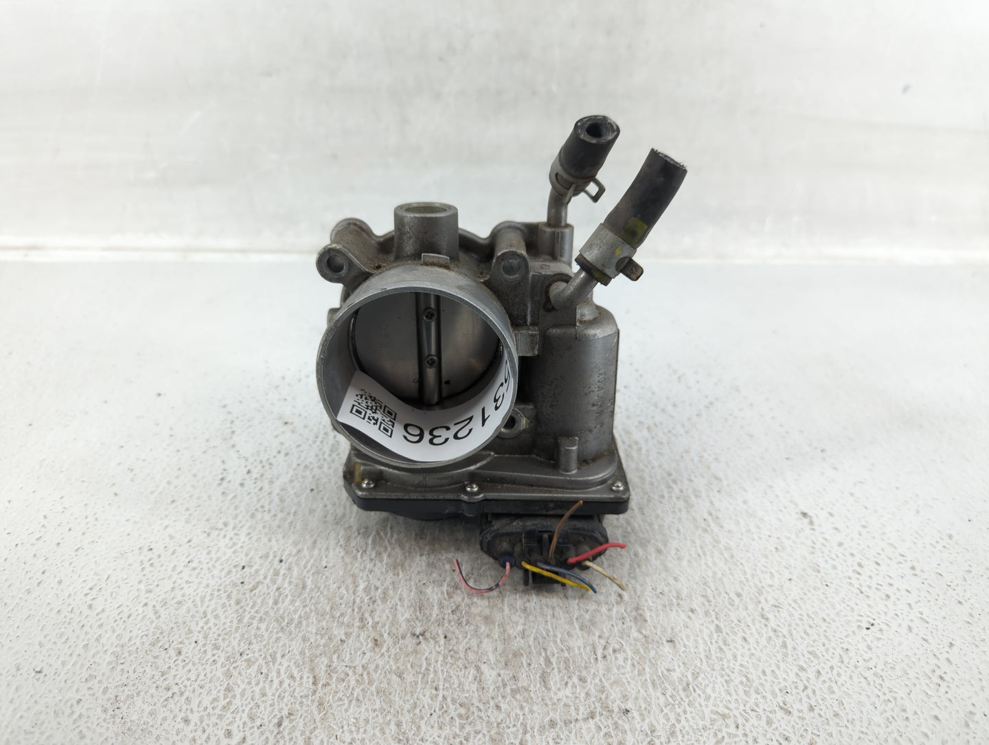 2011-2020 Hyundai Elantra Throttle Body P/N:35100-2200 Fits Fits 2011 2012 2013 2014 2015 2016 2017 2018 2019 2020 2021 OEM 