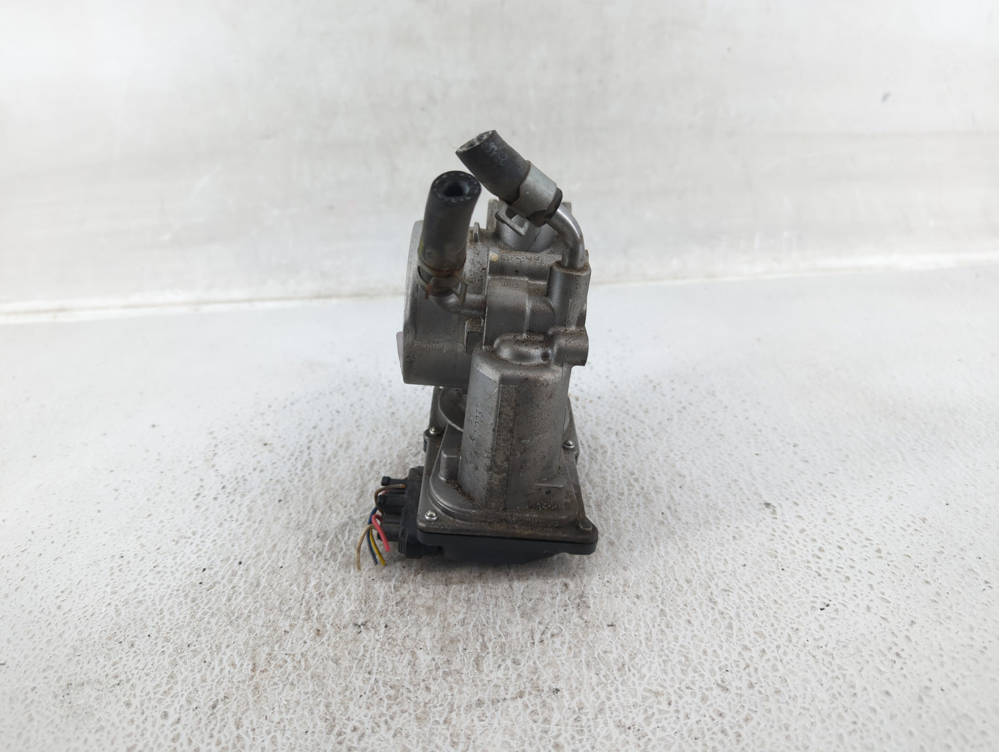 2011-2020 Hyundai Elantra Throttle Body P/N:35100-2200 Fits Fits 2011 2012 2013 2014 2015 2016 2017 2018 2019 2020 2021 OEM 