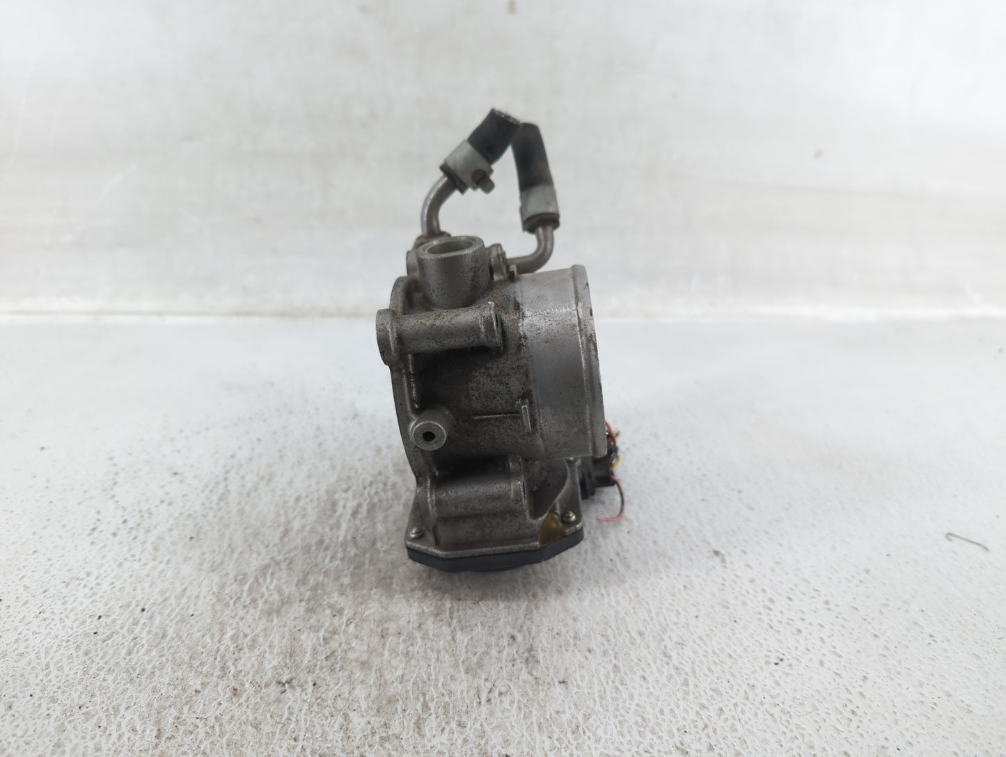 2011-2020 Hyundai Elantra Throttle Body P/N:35100-2200 Fits Fits 2011 2012 2013 2014 2015 2016 2017 2018 2019 2020 2021 OEM 
