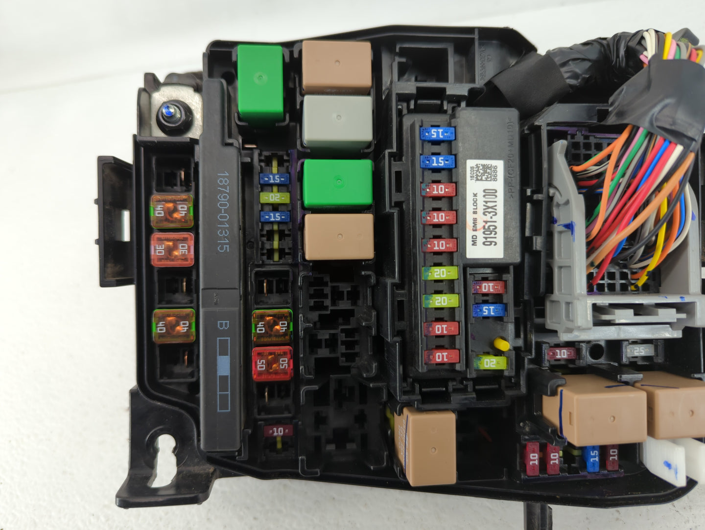 2014-2016 Hyundai Elantra Fusebox Fuse Box Panel Relay Module P/N:91951-3X710 Fits Fits 2014 2015 2016 OEM Used Auto Parts -