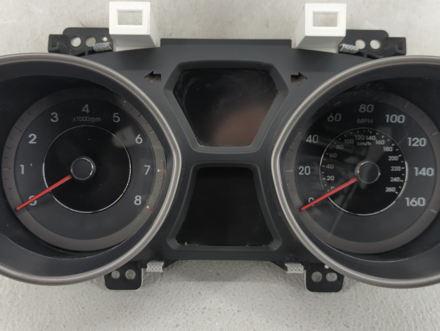 2014-2016 Hyundai Elantra Instrument Cluster Speedometer Gauges P/N:94004-3Y010 Fits Fits 2014 2015 2016 OEM Used Auto Parts