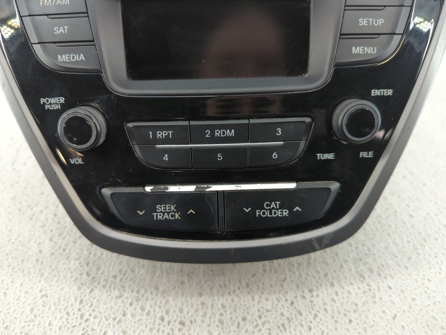 2014-2016 Hyundai Elantra Am Fm Cd Player Radio Receiver - Oemusedautoparts1.com