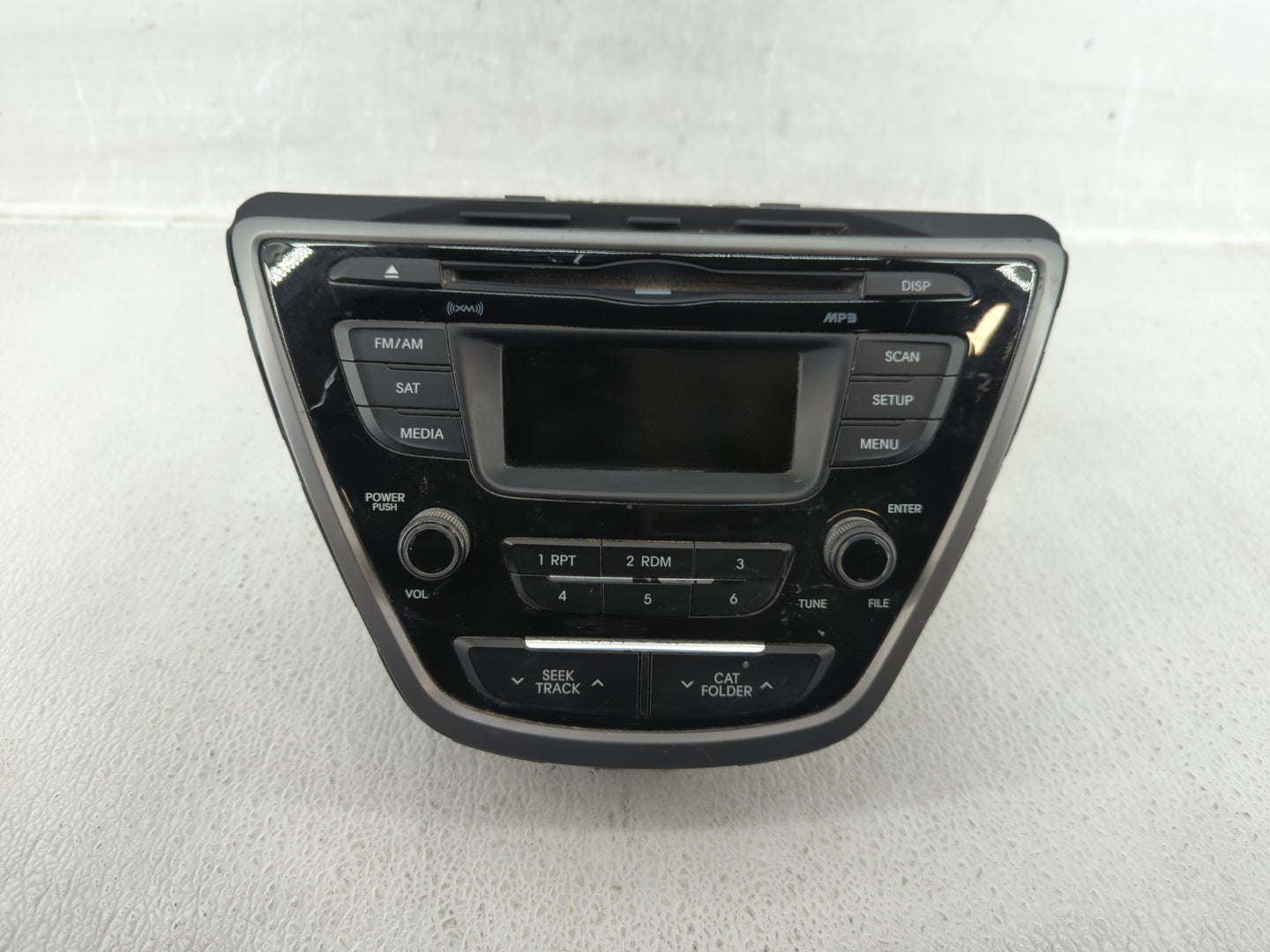 2014-2016 Hyundai Elantra Am Fm Cd Player Radio Receiver - Oemusedautoparts1.com