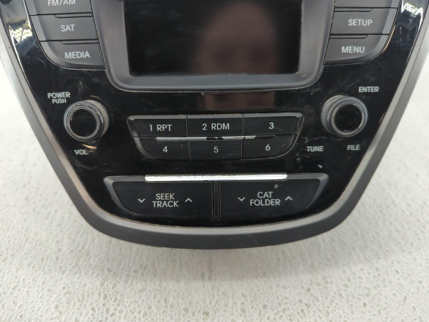 2014-2016 Hyundai Elantra Am Fm Cd Player Radio Receiver - Oemusedautoparts1.com