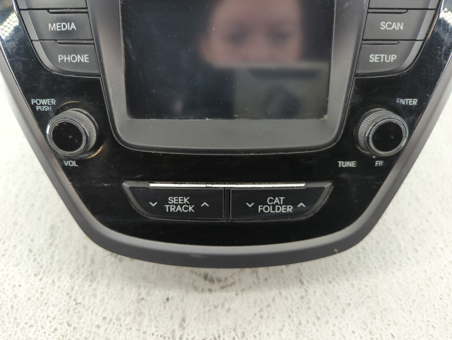 2014-2016 Hyundai Elantra Am Fm Cd Player Radio Receiver - Oemusedautoparts1.com