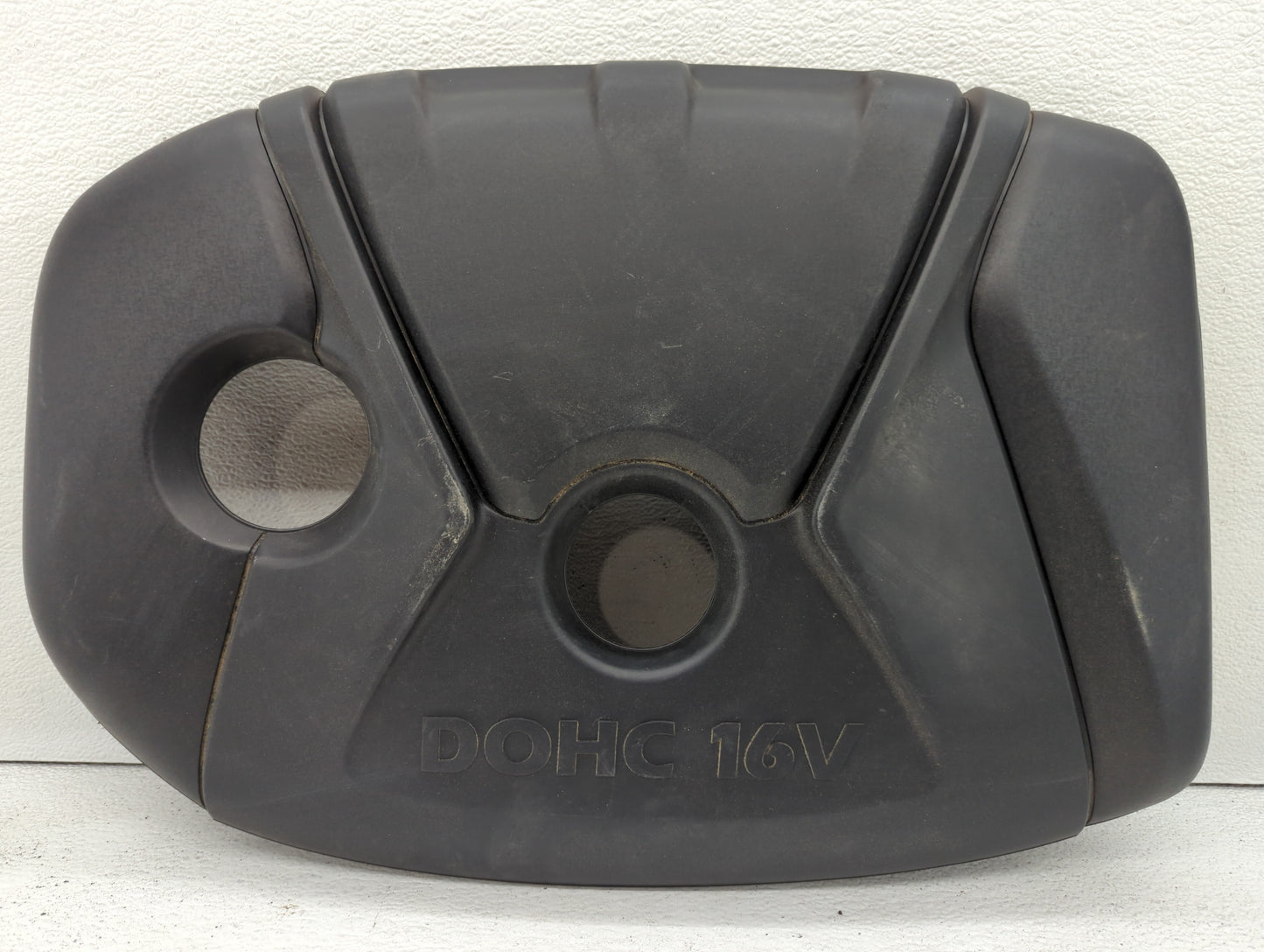 2016 Hyundai Elantra Engine Cover - Oemusedautoparts1.com