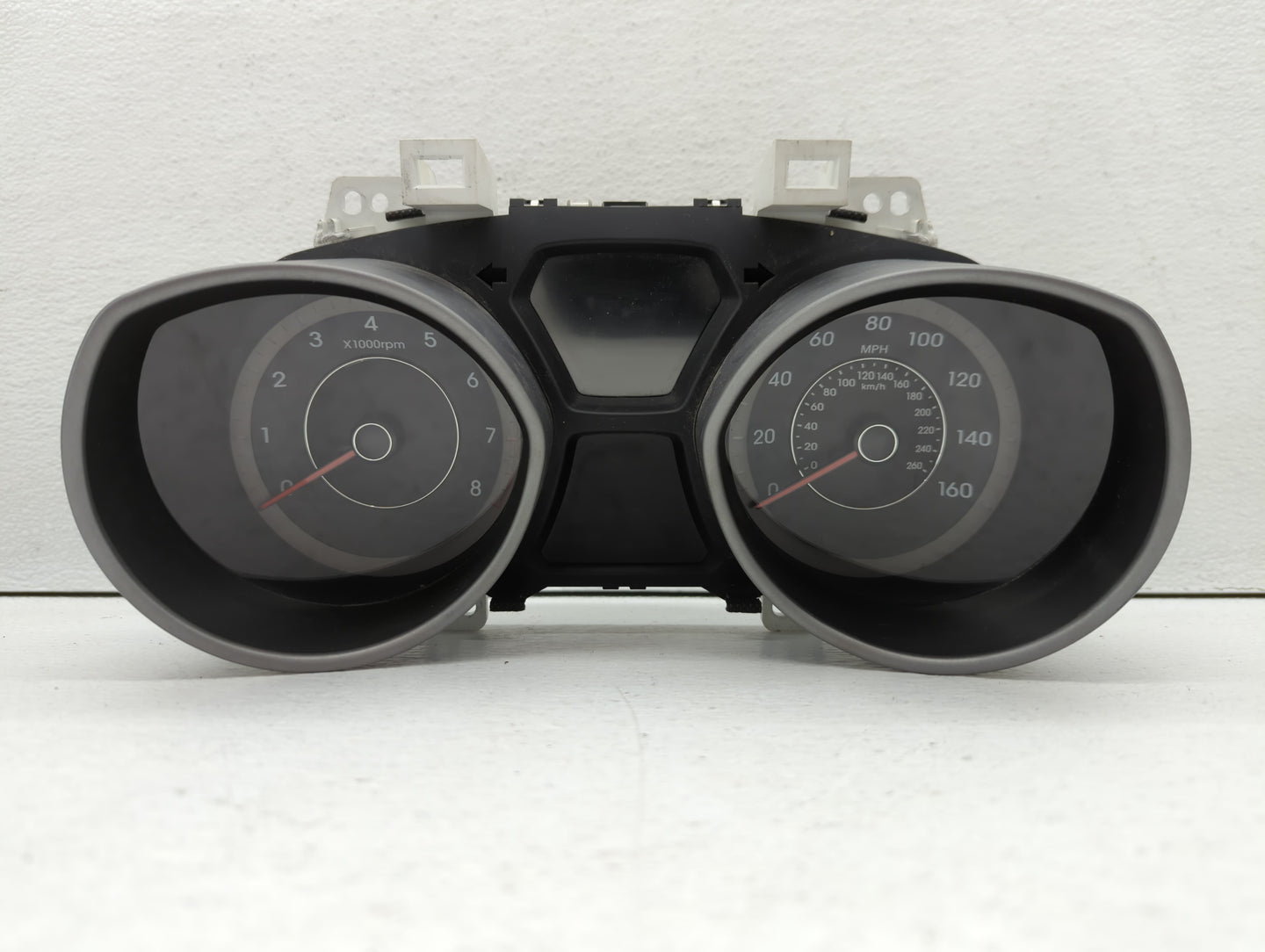 2014-2016 Hyundai Elantra Instrument Cluster Speedometer Gauges P/N:94004-3X210 Miles: Fits Fits 2014 2015 2016 OEM Used Aut