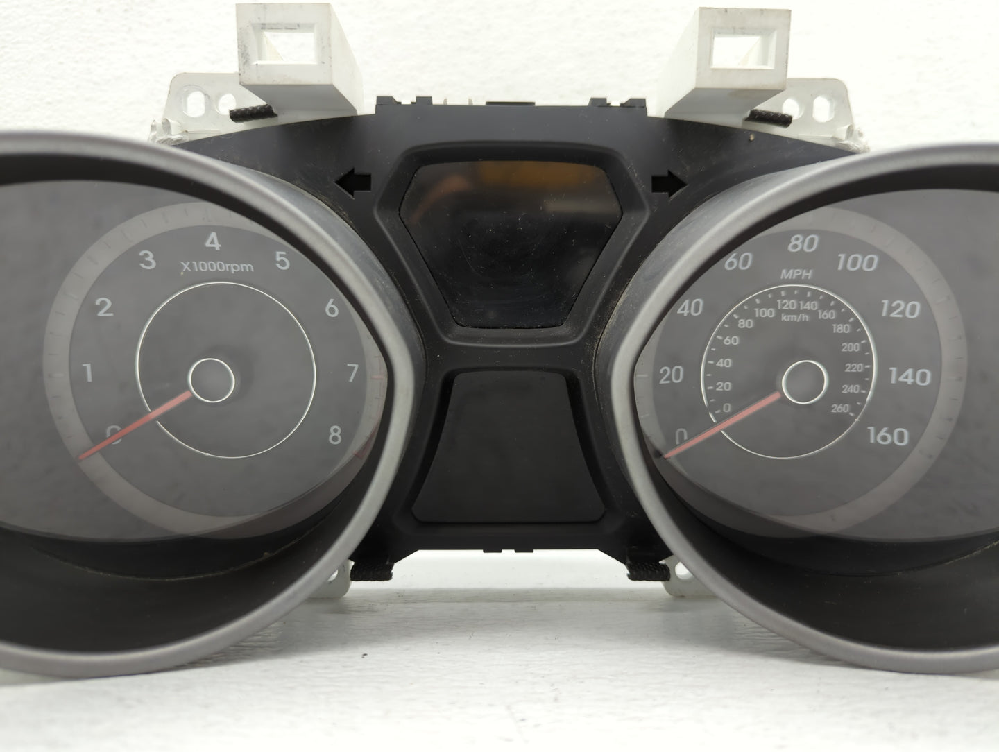 2014-2016 Hyundai Elantra Instrument Cluster Speedometer Gauges P/N:94004-3X210 Miles: Fits Fits 2014 2015 2016 OEM Used Aut