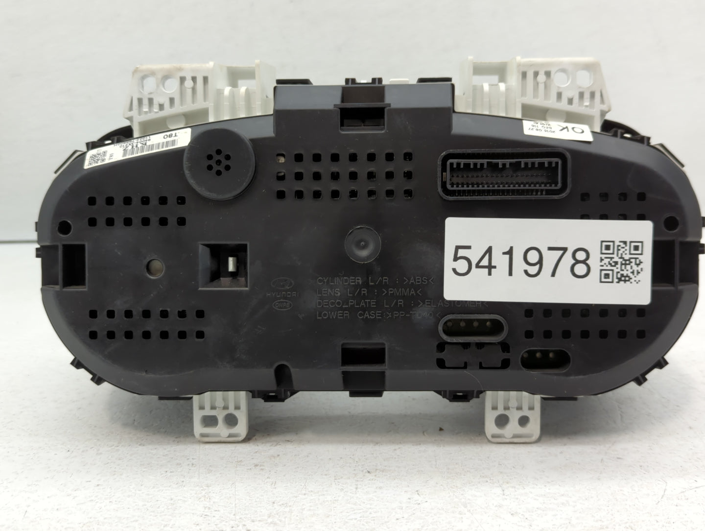 2014-2016 Hyundai Elantra Instrument Cluster Speedometer Gauges P/N:94004-3X210 Miles: Fits Fits 2014 2015 2016 OEM Used Aut