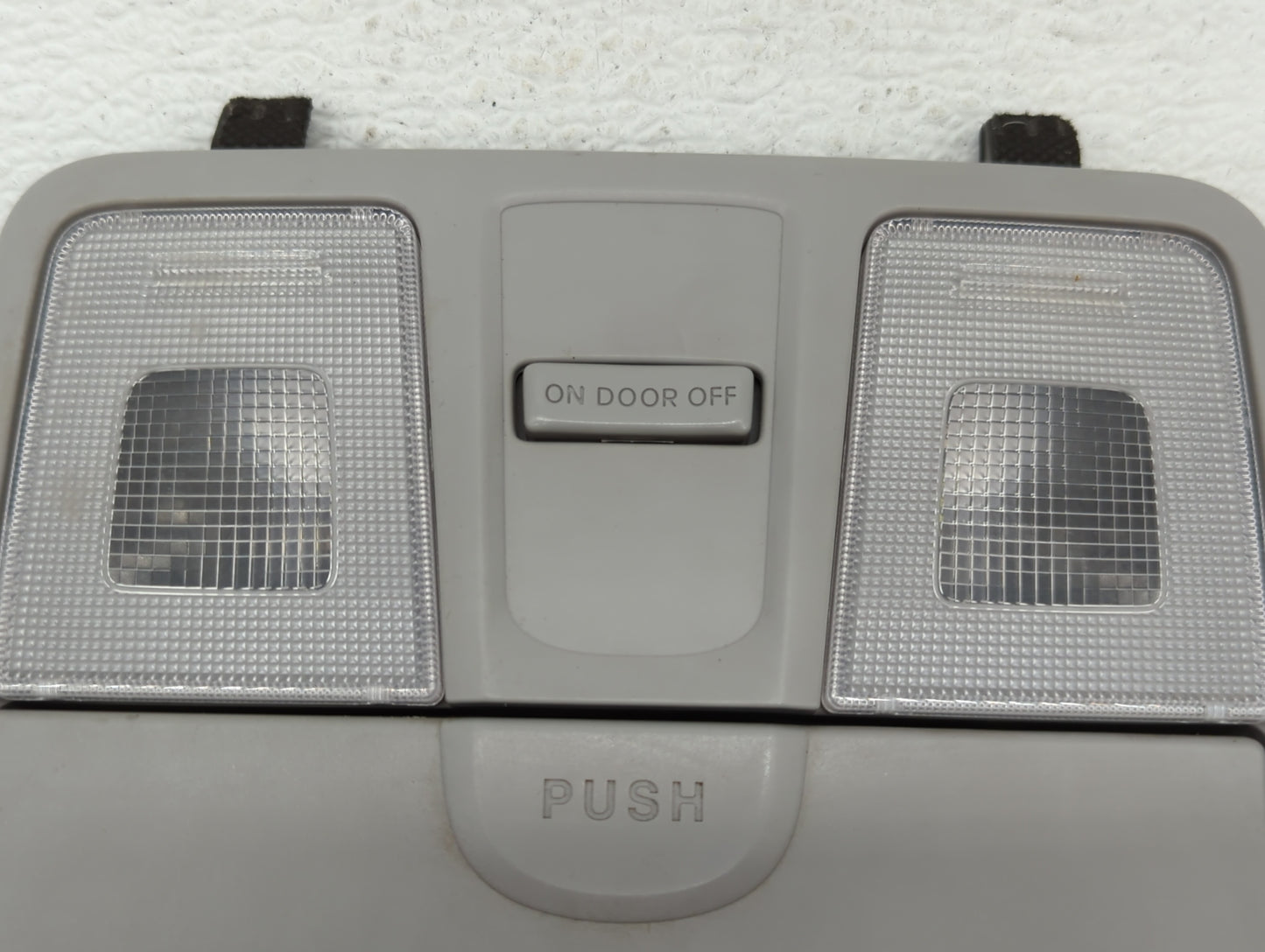 2016 Hyundai Elantra Overhead Roof Console - Oemusedautoparts1.com