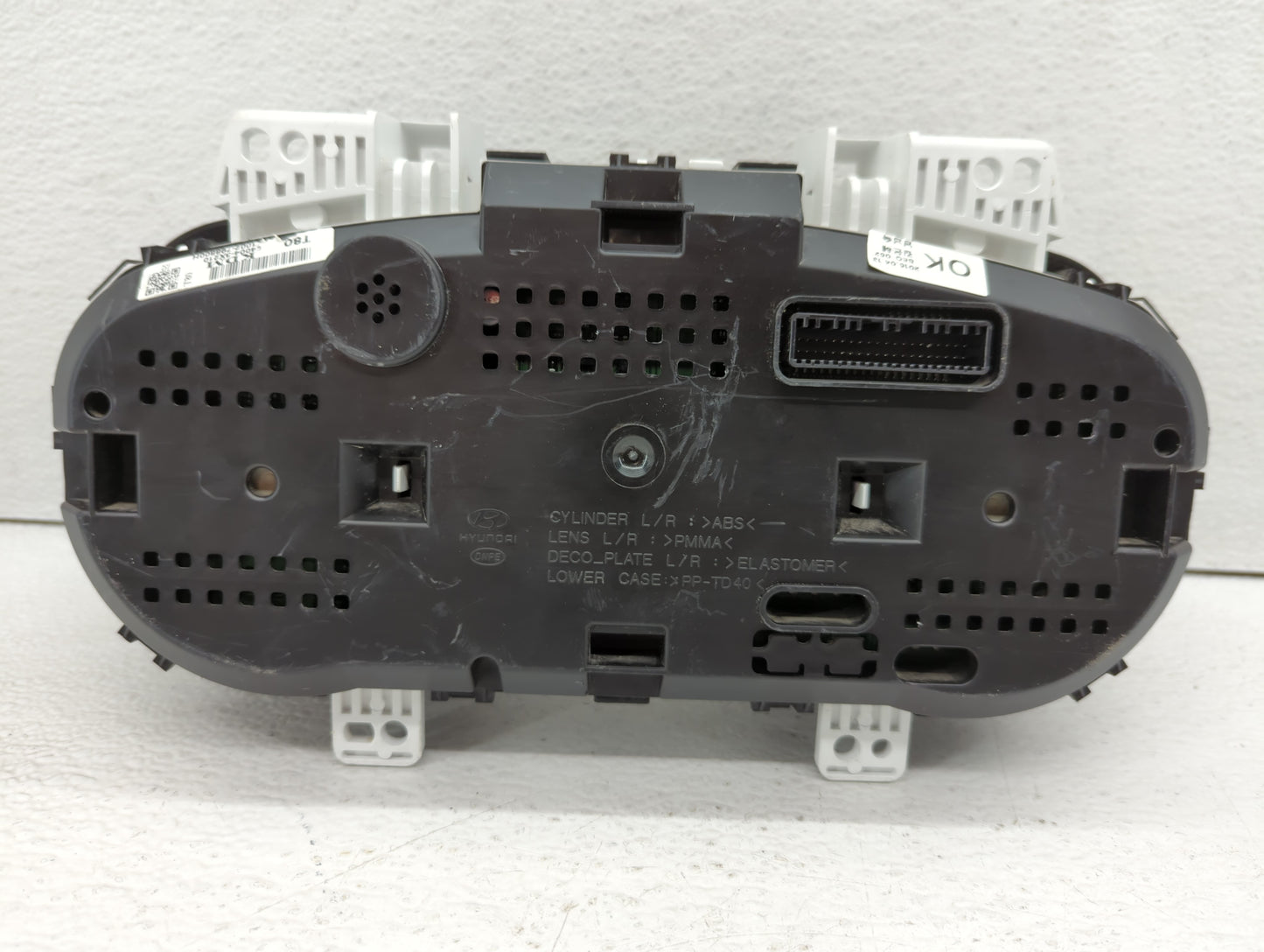 2014-2016 Hyundai Elantra Instrument Cluster Speedometer Gauges P/N:94004-3X210 Fits Fits 2014 2015 2016 OEM Used Auto Parts