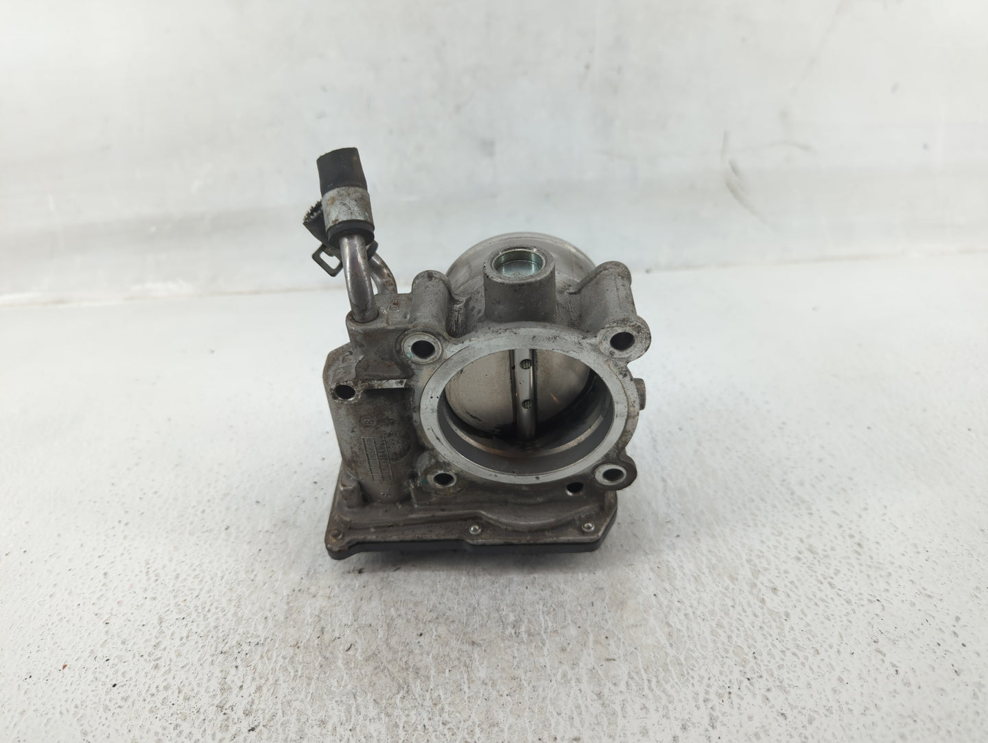 2011-2020 Hyundai Elantra Throttle Body P/N:35100-2E000 Fits Fits 2011 2012 2013 2014 2015 2016 2017 2018 2019 2020 2021 OEM
