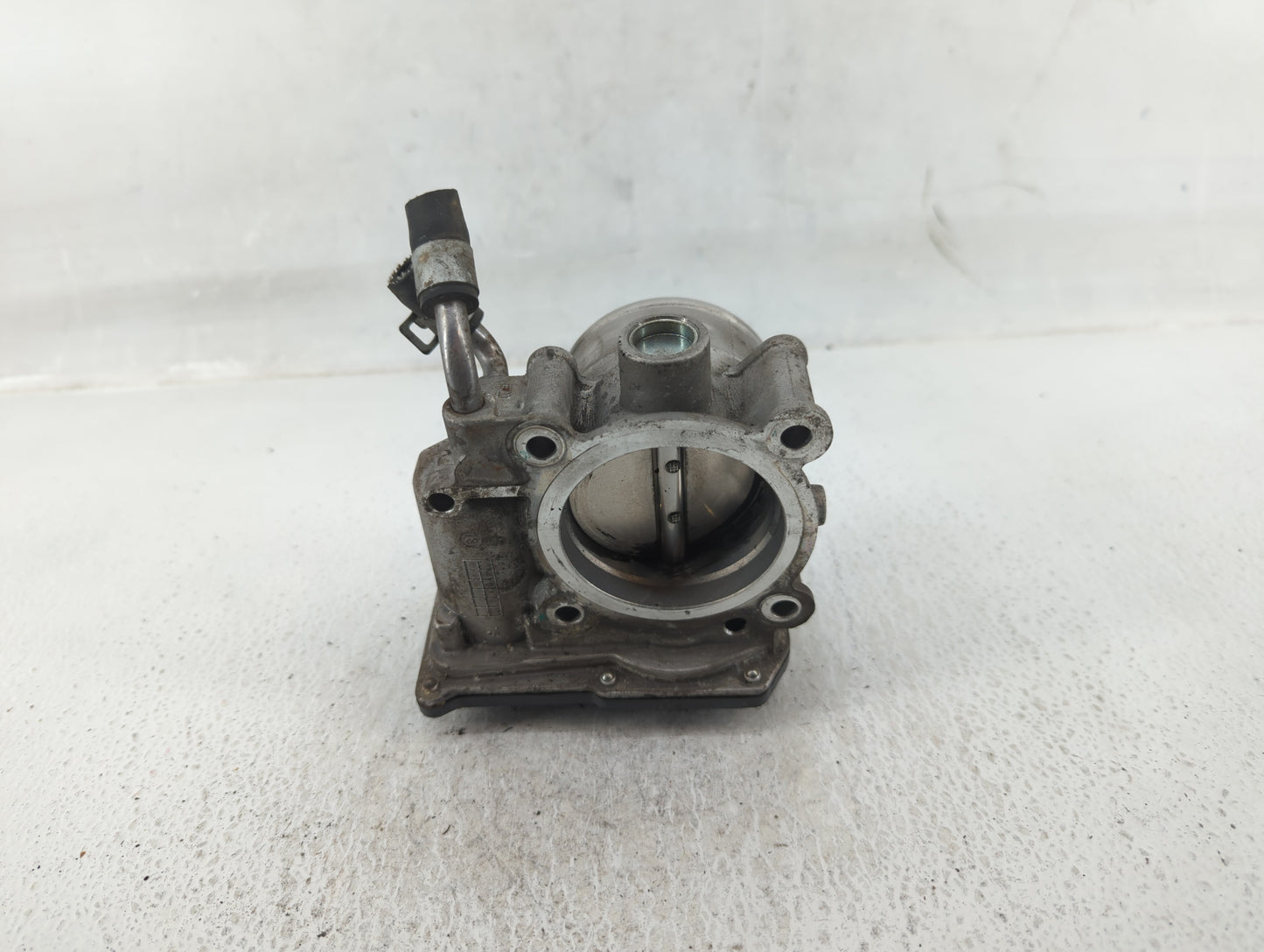 2011-2020 Hyundai Elantra Throttle Body P/N:35100-2E000 Fits Fits 2011 2012 2013 2014 2015 2016 2017 2018 2019 2020 2021 OEM