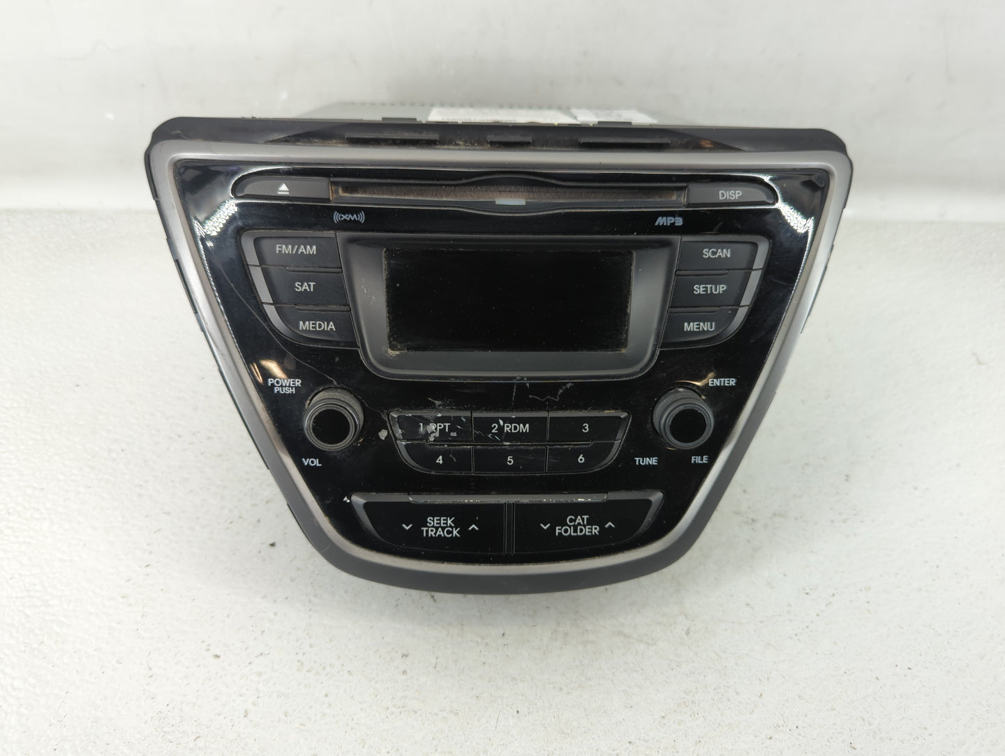 2014-2016 Hyundai Elantra Am Fm Cd Player Radio Receiver - Oemusedautoparts1.com
