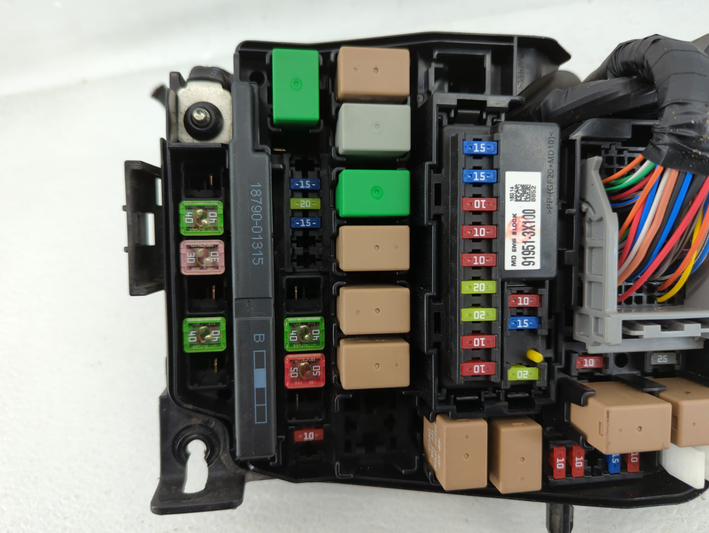 2014-2016 Hyundai Elantra Fusebox Fuse Box Panel Relay Module P/N:91951-3X710 Fits Fits 2014 2015 2016 OEM Used Auto Parts -
