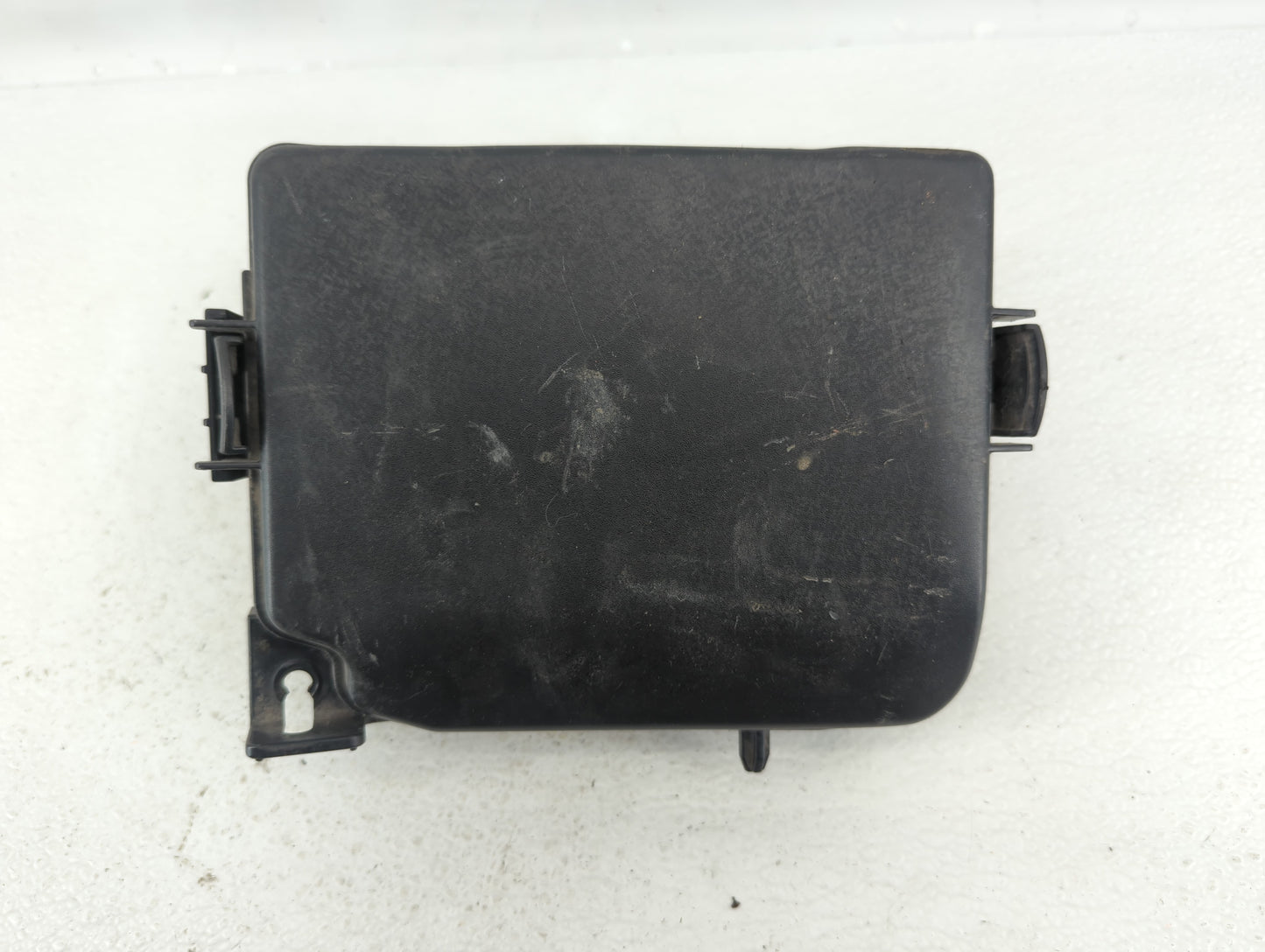 2016-2017 Hyundai Elantra Fusebox Fuse Box Panel Relay Module P/N:91248 A5240B Fits Fits 2016 2017 OEM Used Auto Parts - Oem